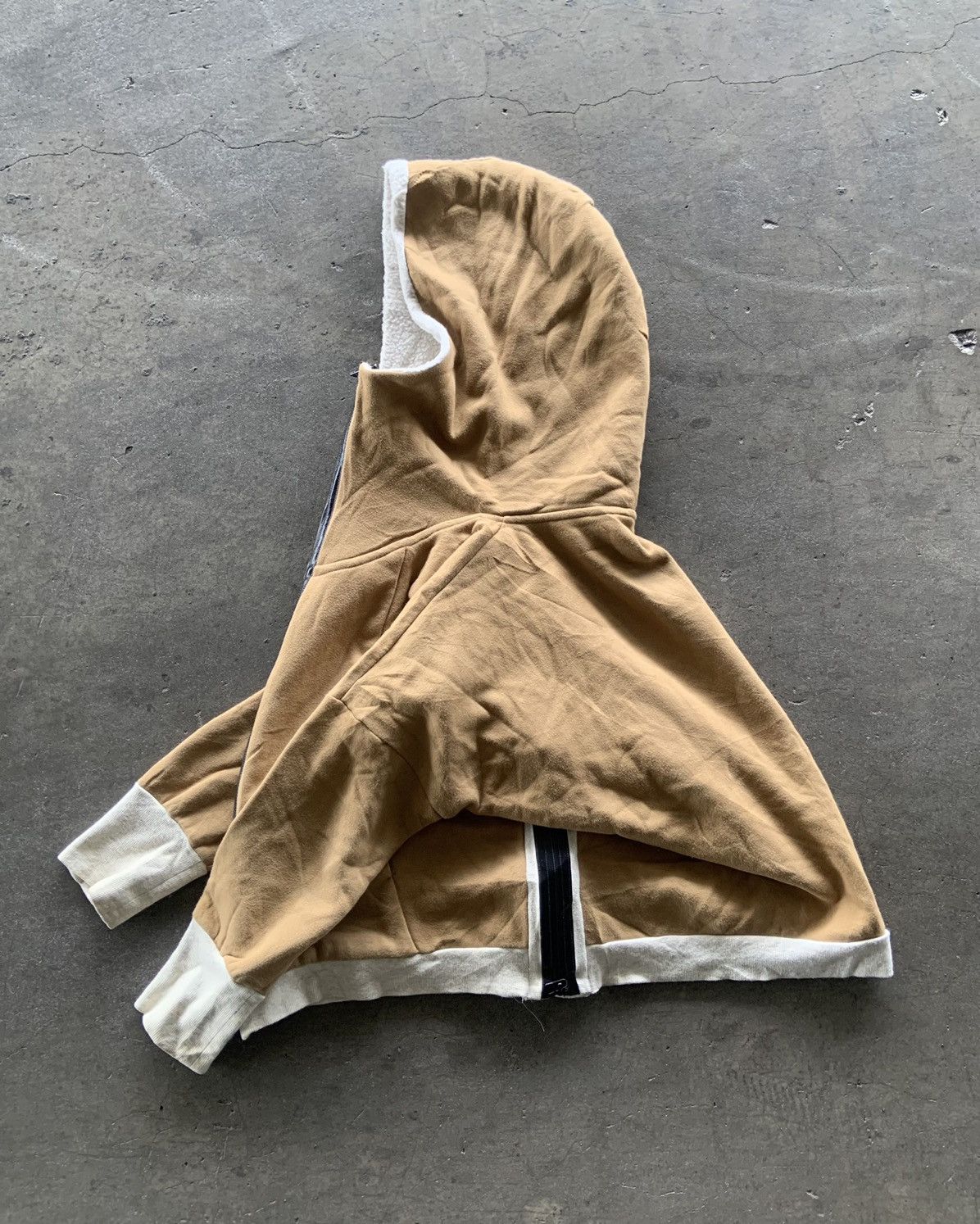If Six Was Nine × Japanese Brand × Le Grande Bleu (L.G.B.) 2000s Avie Yumiko Fukuda Beige Ninja Hoodie Size US L / EU 52-54 / 3 - 5 Thumbnail