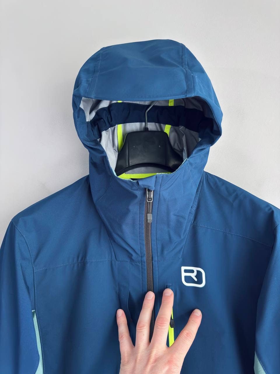 ORTOVOX Ortovox Mesola Merino Inside Hardshell Men's Hooded Jacket M Size US M / EU 48-50 / 2 - 4 Thumbnail