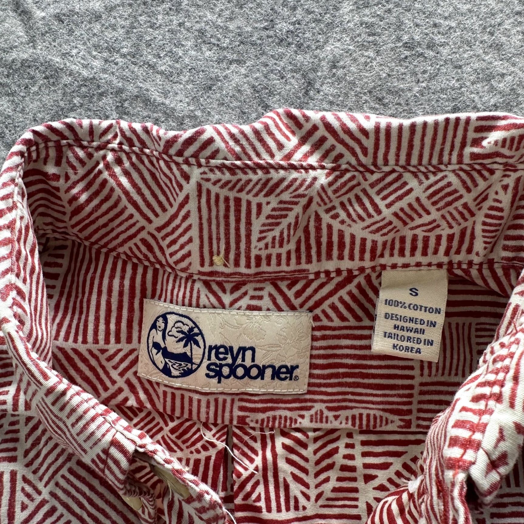 Reyn Spooner VINTAGE Reyn Spooner Shirt Mens Small Red Geometric Hawaiian Aloha Button Size US S / EU 44-46 / 1 - 4 Thumbnail