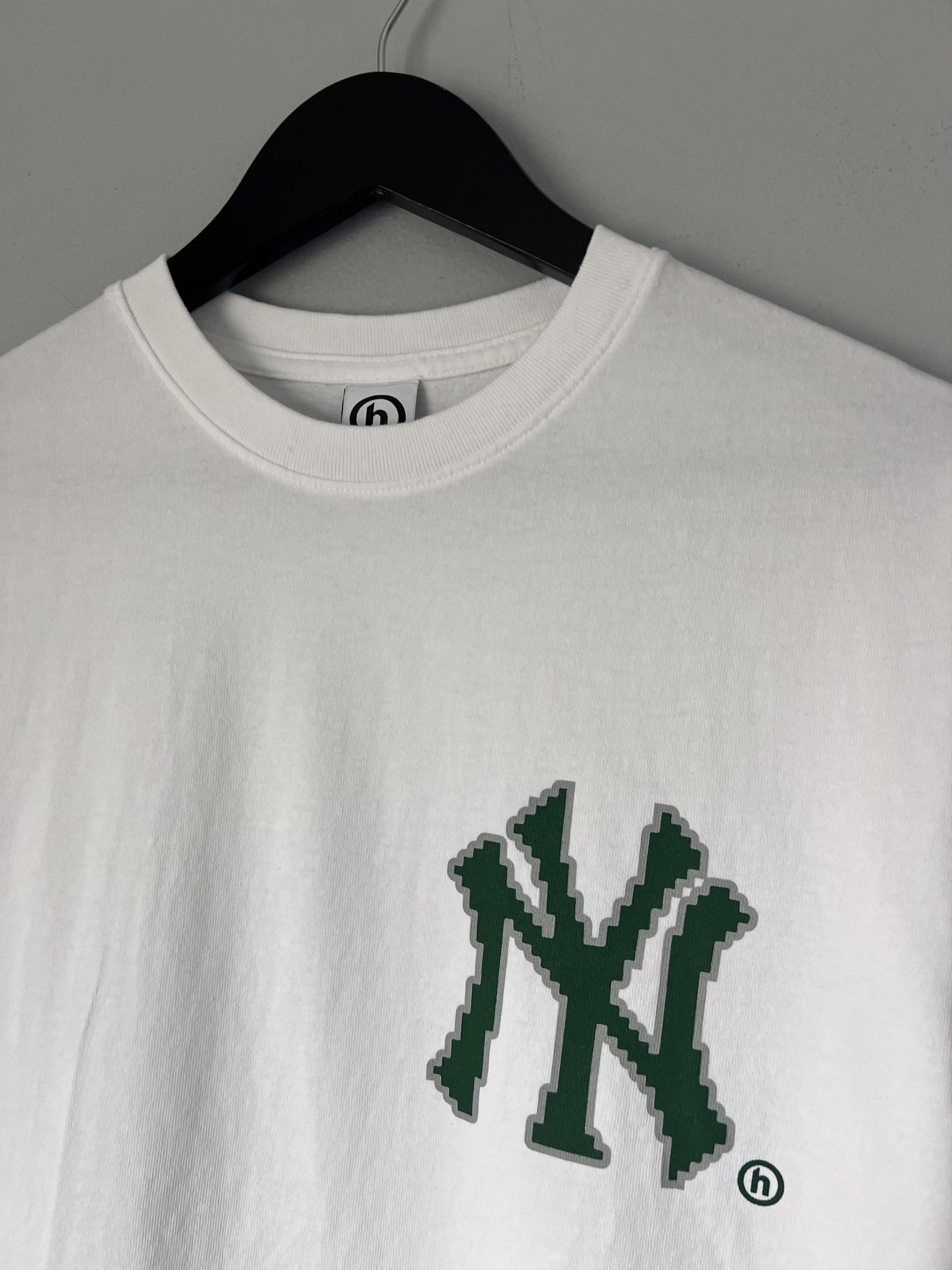 HIDDEN Hidden NY Yankees Pixel Tee in White Size US S / EU 44-46 / 1 - 2 Thumbnail