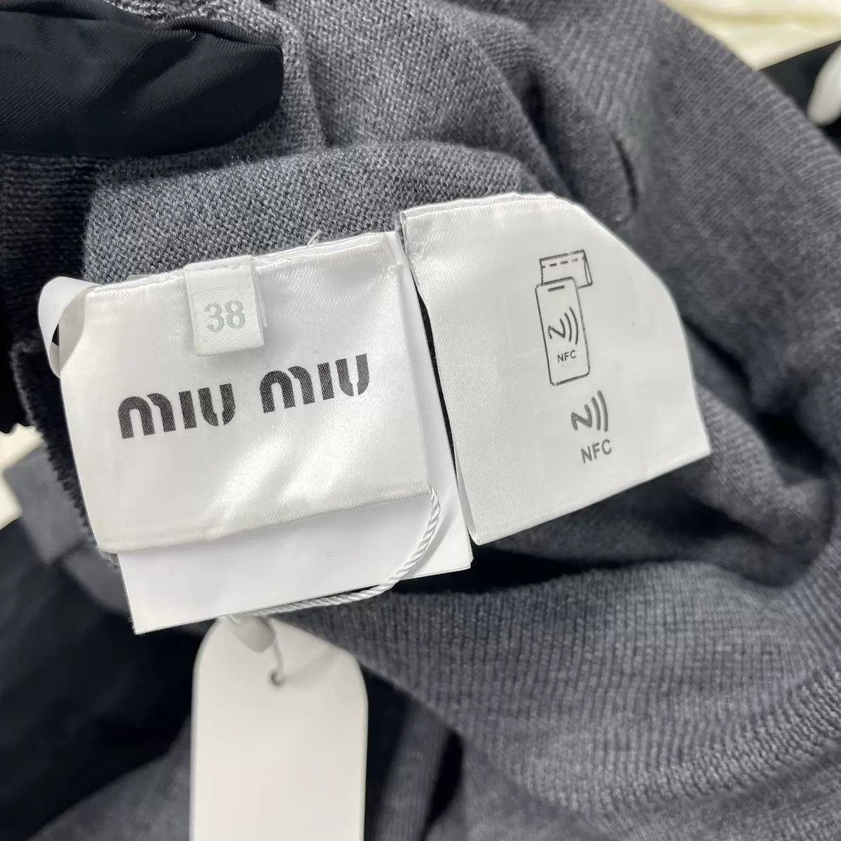 Miu Miu MIU MIU long sleeve knit sweater 38 Size XS / US 0-2 / IT 36-38 - 3 Thumbnail
