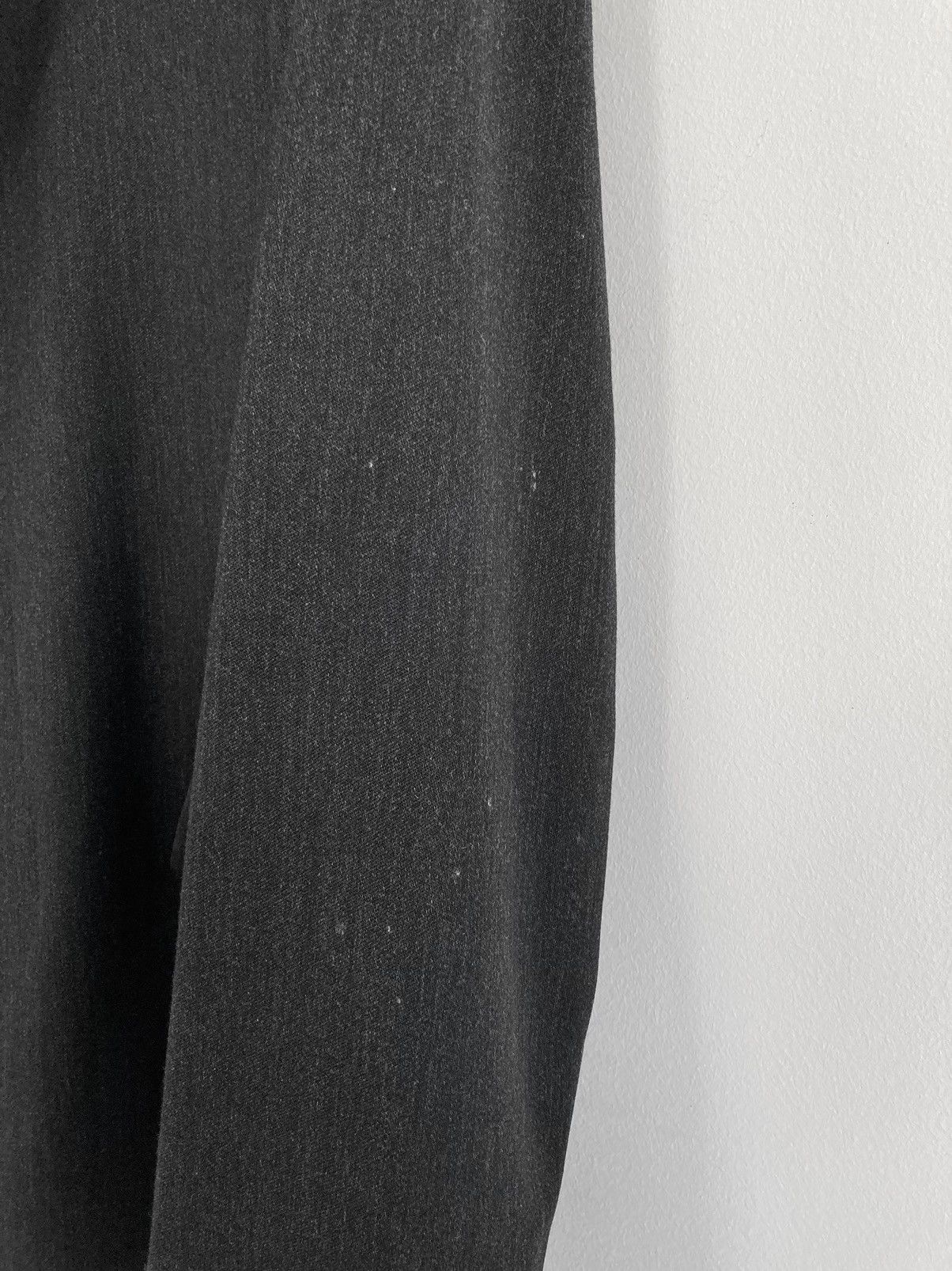 Alexander McQueen A/W 1998 “Joan” Asymmetric Clergy Jacket Size 52R - 11 Thumbnail