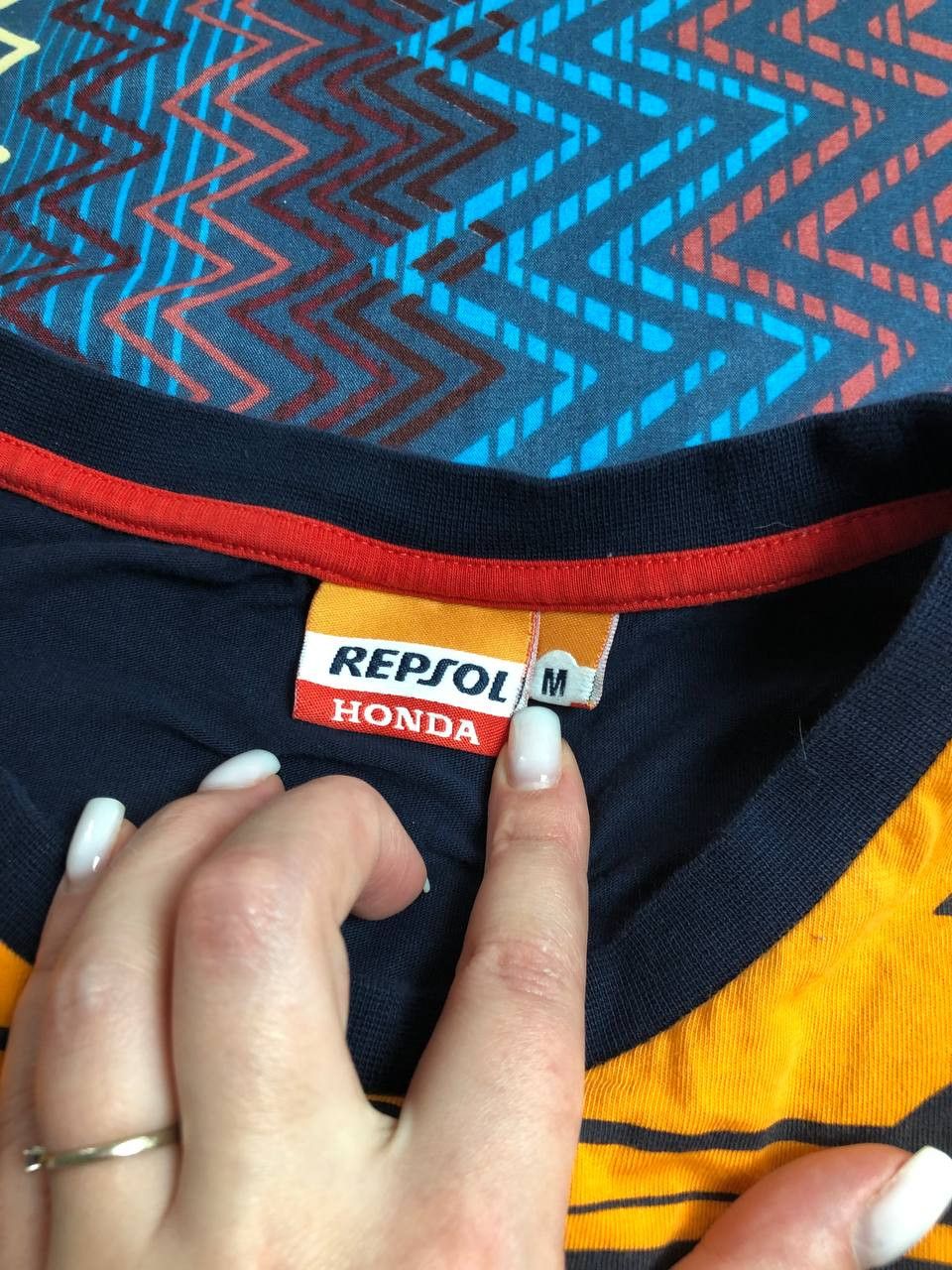 Honda Vintage Honda Repsol Racing F1 T-Shirt Size M Y2K Size US M / EU 48-50 / 2 - 2 Thumbnail