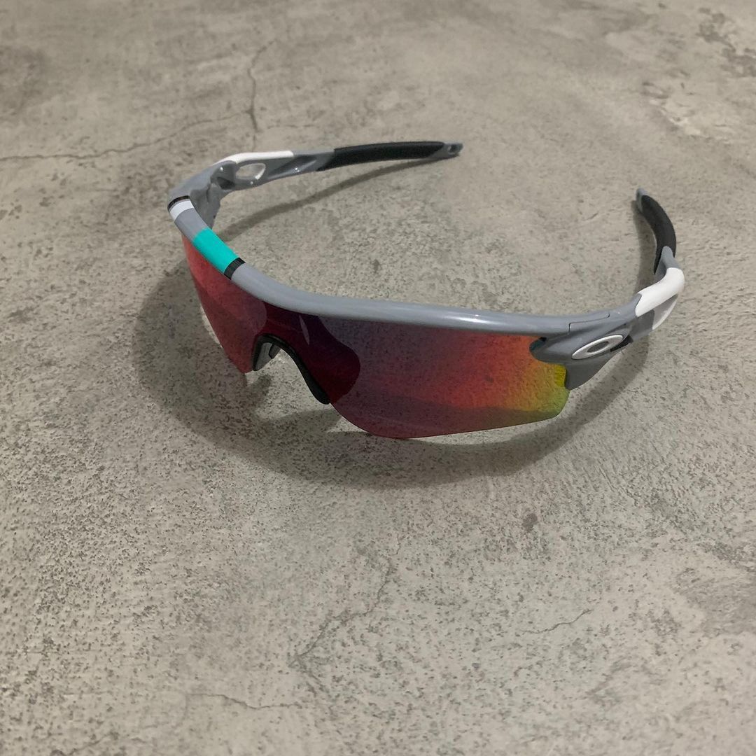 image of Oakley Radarlock Path Polished Fog-Red Iridium Sunglasses in Grey, Men's