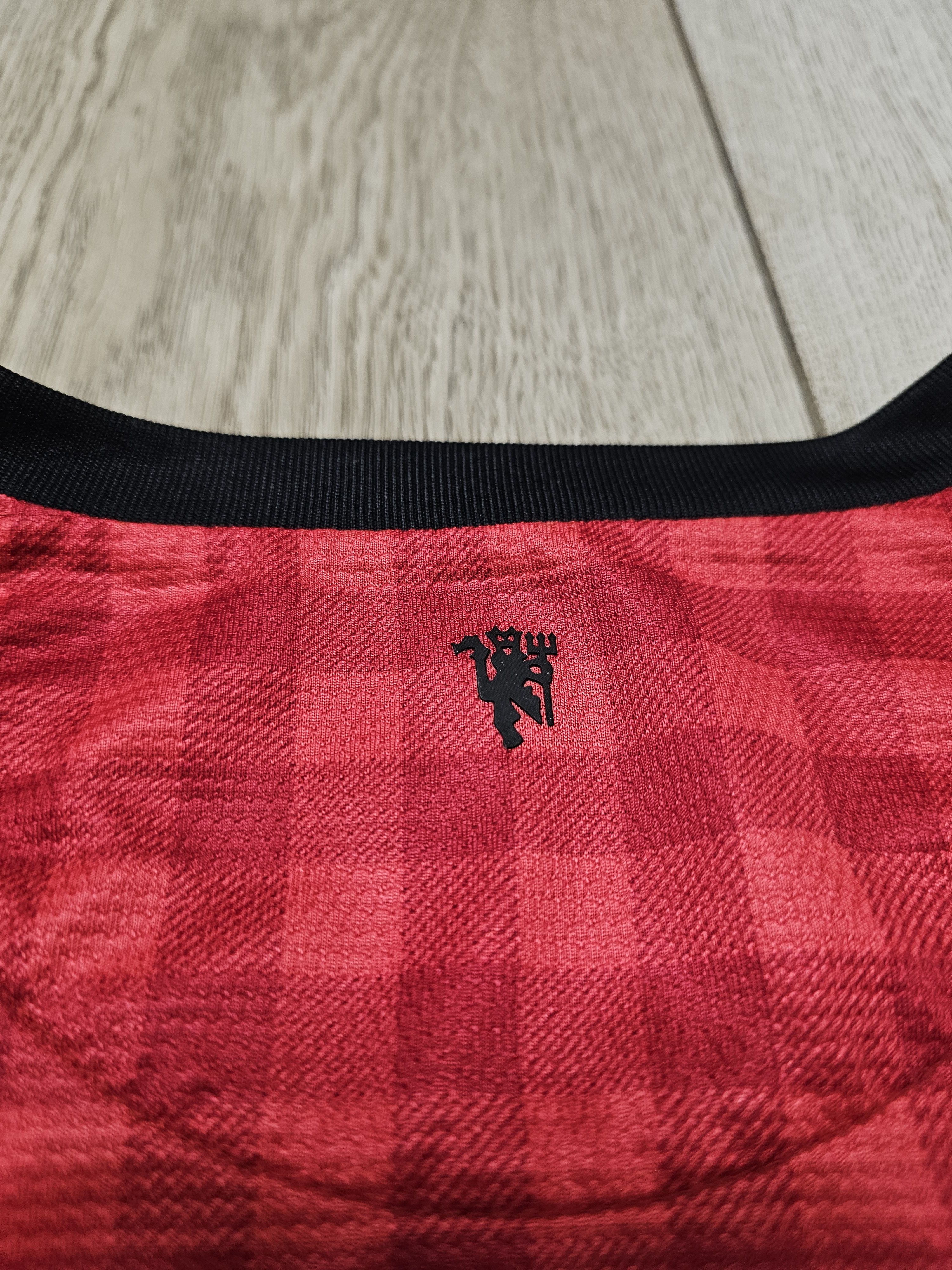 Nike MANCHESTER UNITED 2012 2013 HOME FOOTBALL SOCCER JERSEY Size US L / EU 52-54 / 3 - 5 Thumbnail