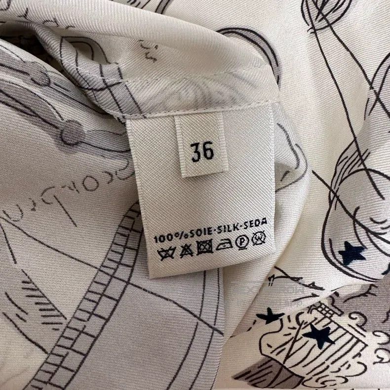 Hermes Hermes white vintage sleeveless silk top Size XS / US 0-2 / IT 36-38 - 4 Thumbnail
