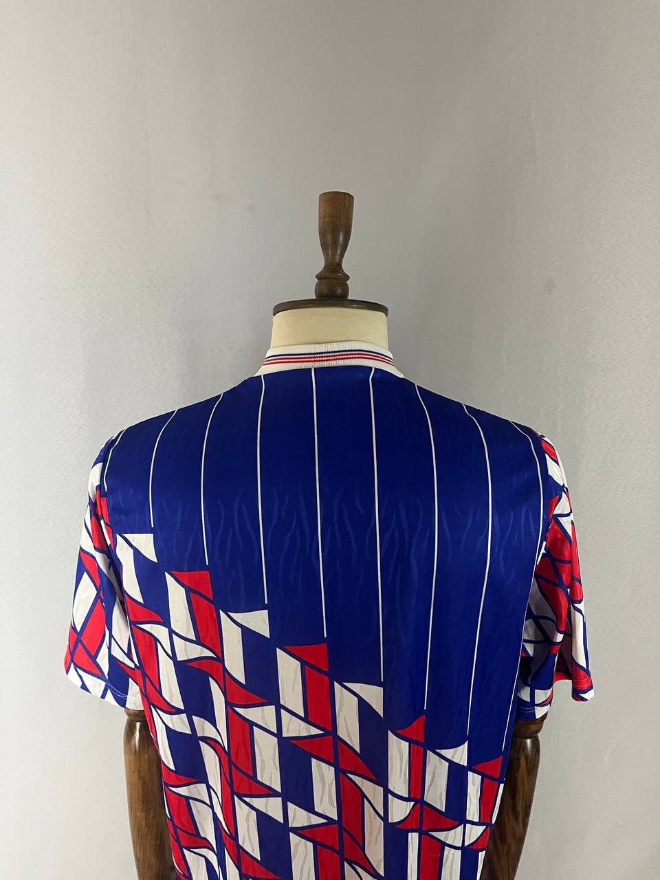 Umbro Umbro FC Ajax Tee T Shirt Soccer Jersey 1989 Vintage Size US XL / EU 56 / 4 - 14 Thumbnail