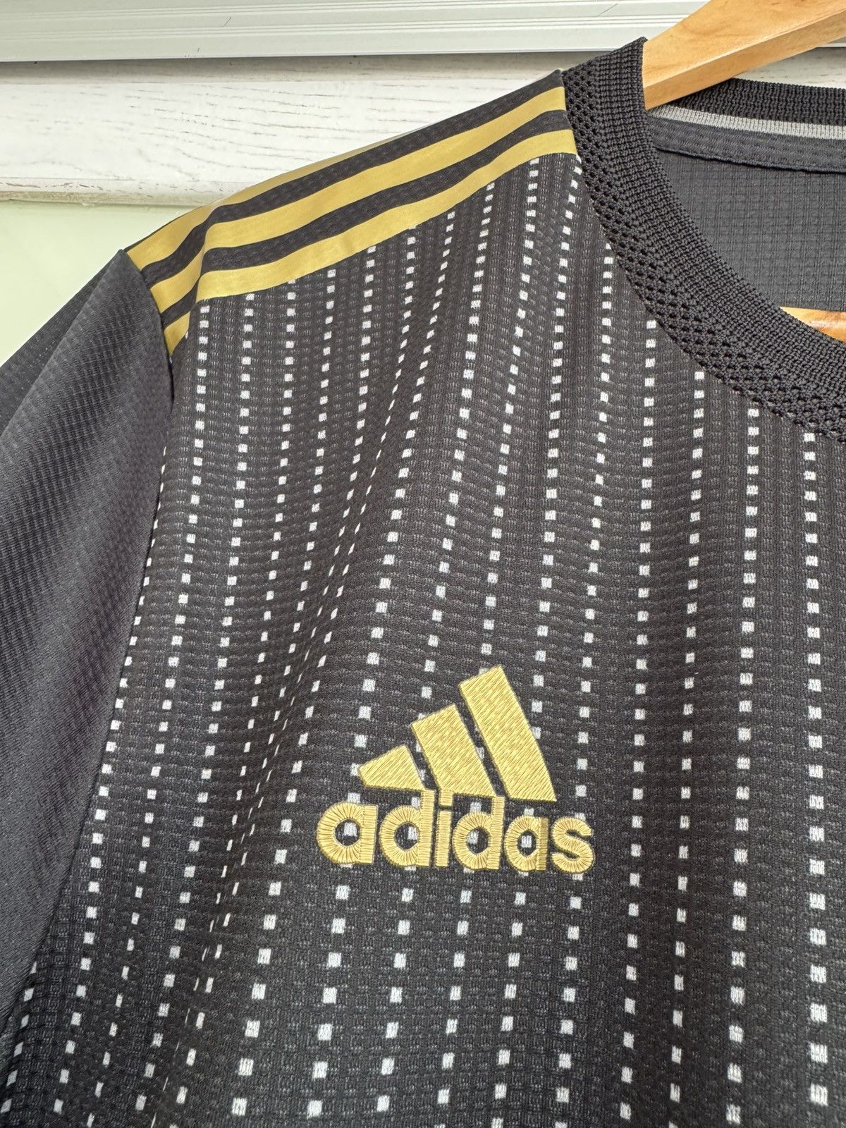 Adidas Bayern Munich 2021-2022 Away Player Issue Soccer Jersey Kit Size US XL / EU 56 / 4 - 8 Thumbnail