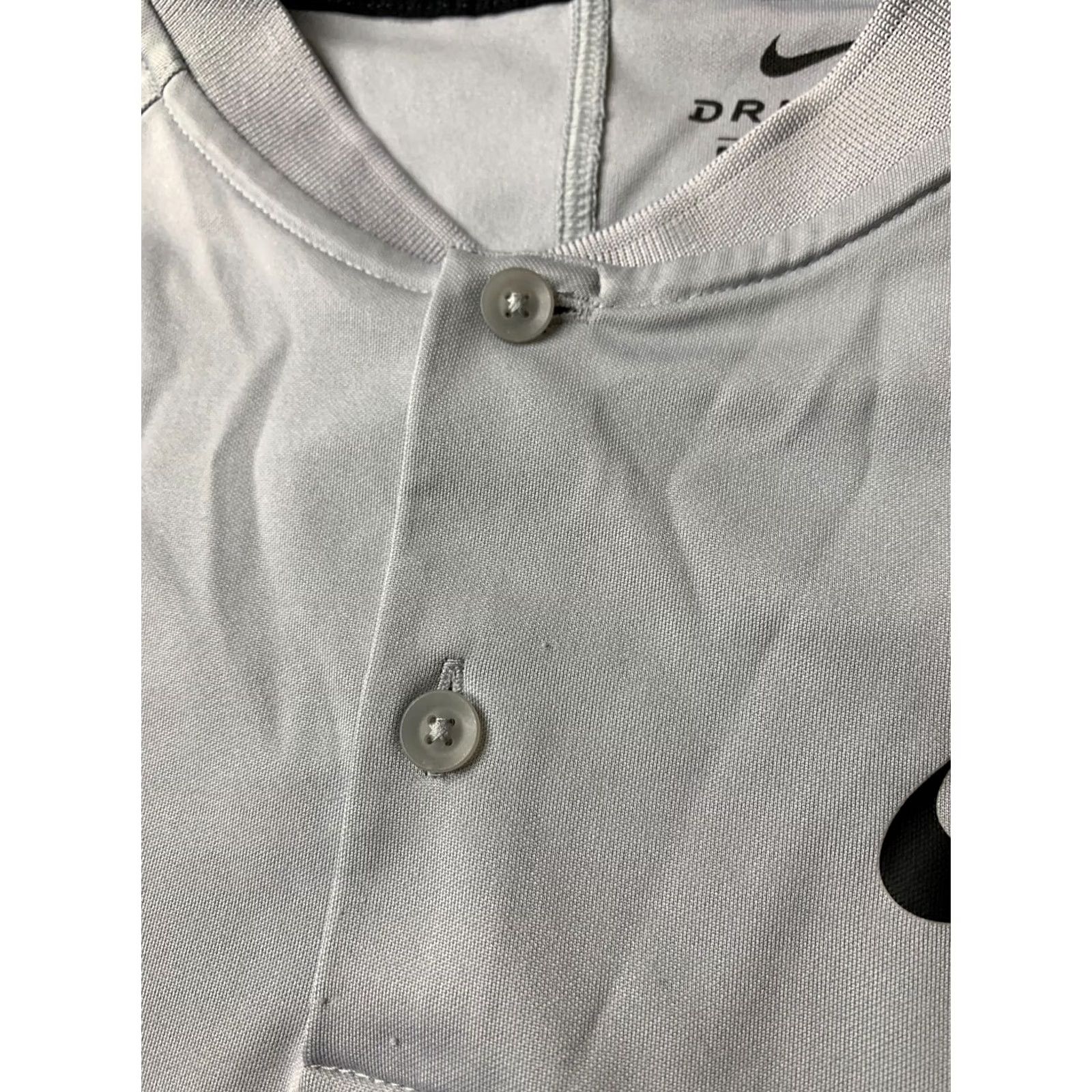 Nike NIKE GOLF DRI-FIT 2018 MEN TRAINING SHIRT JERSEY TEE SMALL S Gray Nike Golf Dri-Fit 2018 Mens Shirt Jersey Tee Short Sleeve Regular Fit Size US S / EU 44-46 / 1 - 4 Thumbnail