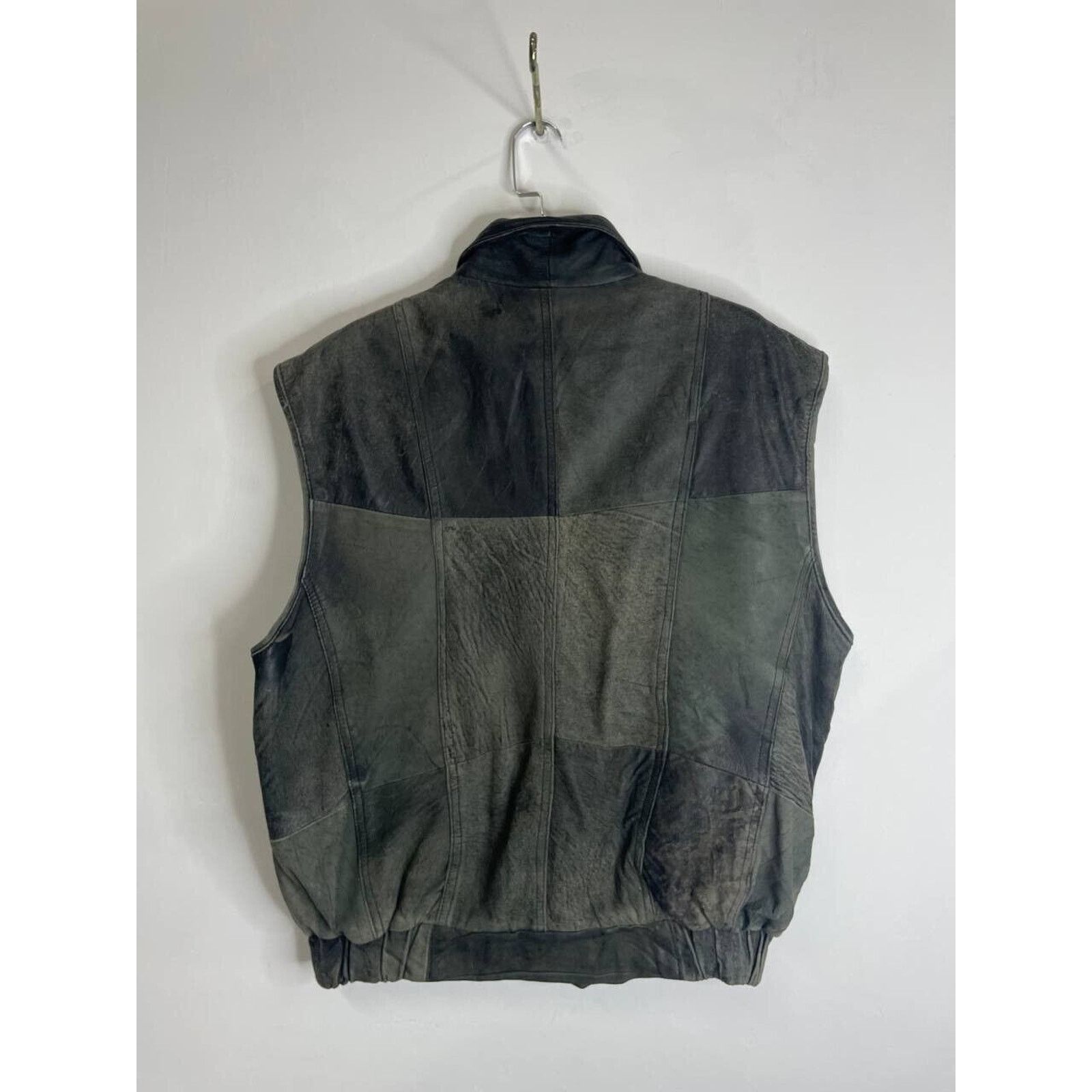 Vintage Vintage Black Leather Utility Biker Vest Rugged & Functional Size US XL / EU 56 / 4 - 3 Thumbnail
