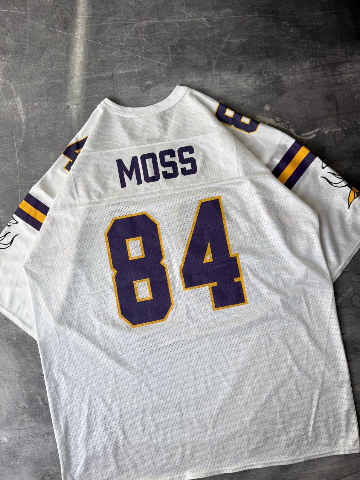 Vintage Vintage 90s Minnesota Vikings Randy Moss Jersey (XL) Size US XL / EU 56 / 4 - 3 Thumbnail