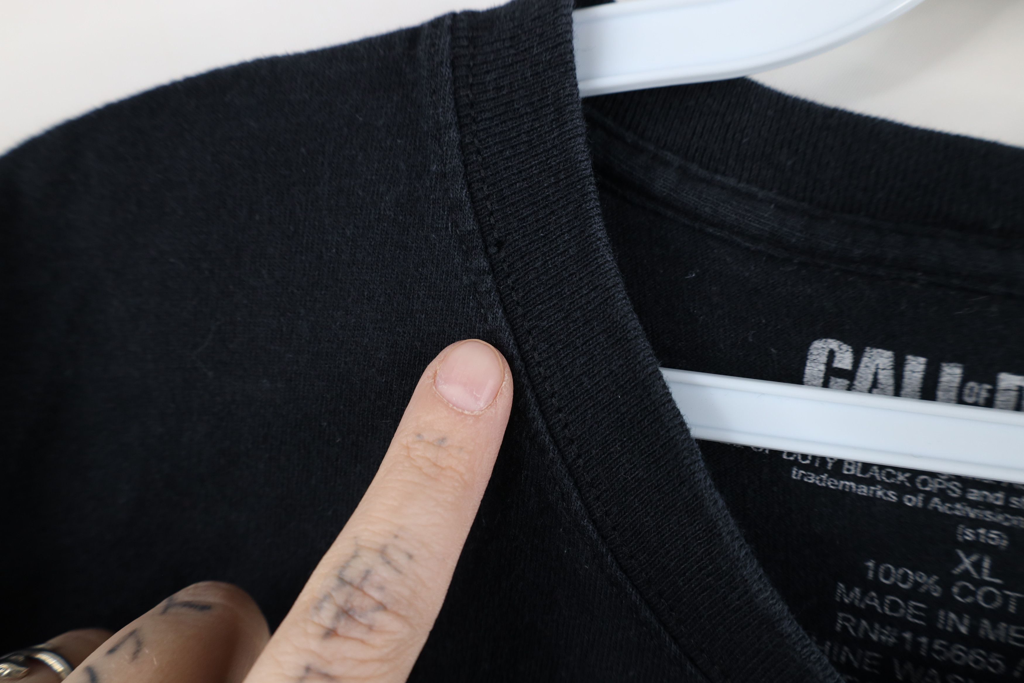 Vintage Vintage Y2K Ops II Call of Duty Video Game T-Shirt Black Size US XL / EU 56 / 4 - 9 Thumbnail