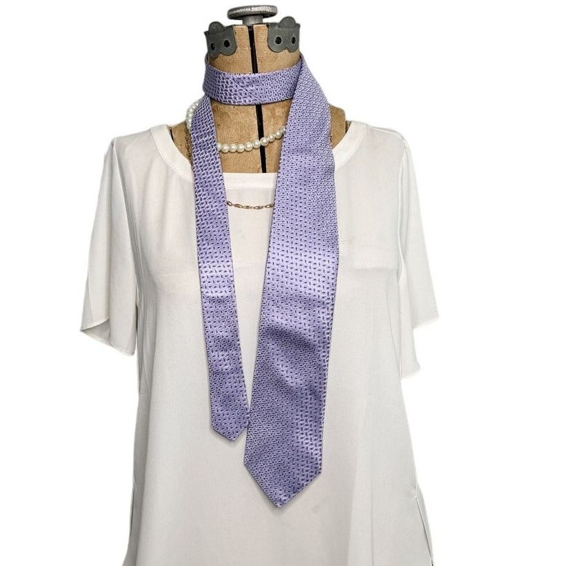 Nordstrom Nordstrom 100% silk purple shimmer paisley neck tie 3.5” w Size ONE SIZE - 2 Thumbnail