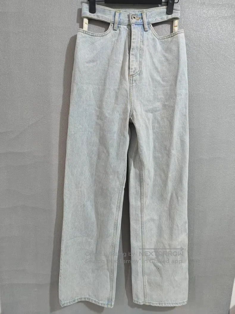 Maison Margiela Maison Margiela Light blue washed jeans Size 25" / US 0 / IT 36 - 1 Thumbnail