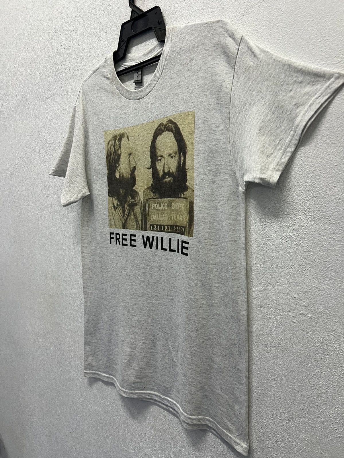 Gildan × Vintage VINTAGE GILDAN FREE WILLIE SHIRT Size US M / EU 48-50 / 2 - 4 Thumbnail