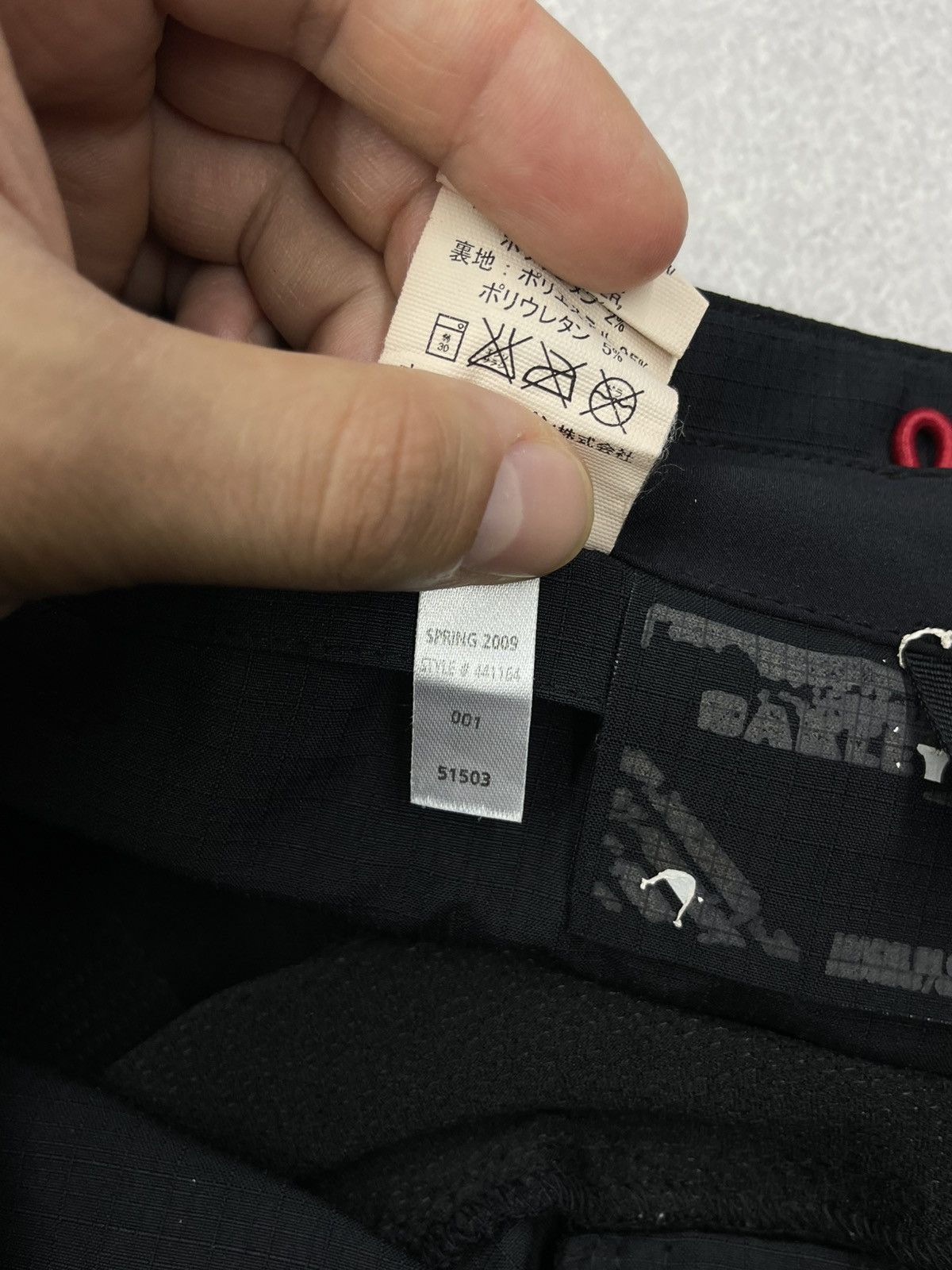 Oakley Vintage Oakley Trail Black Cargo Shorts Big Logo Size US 34 / EU 50 - 15 Thumbnail
