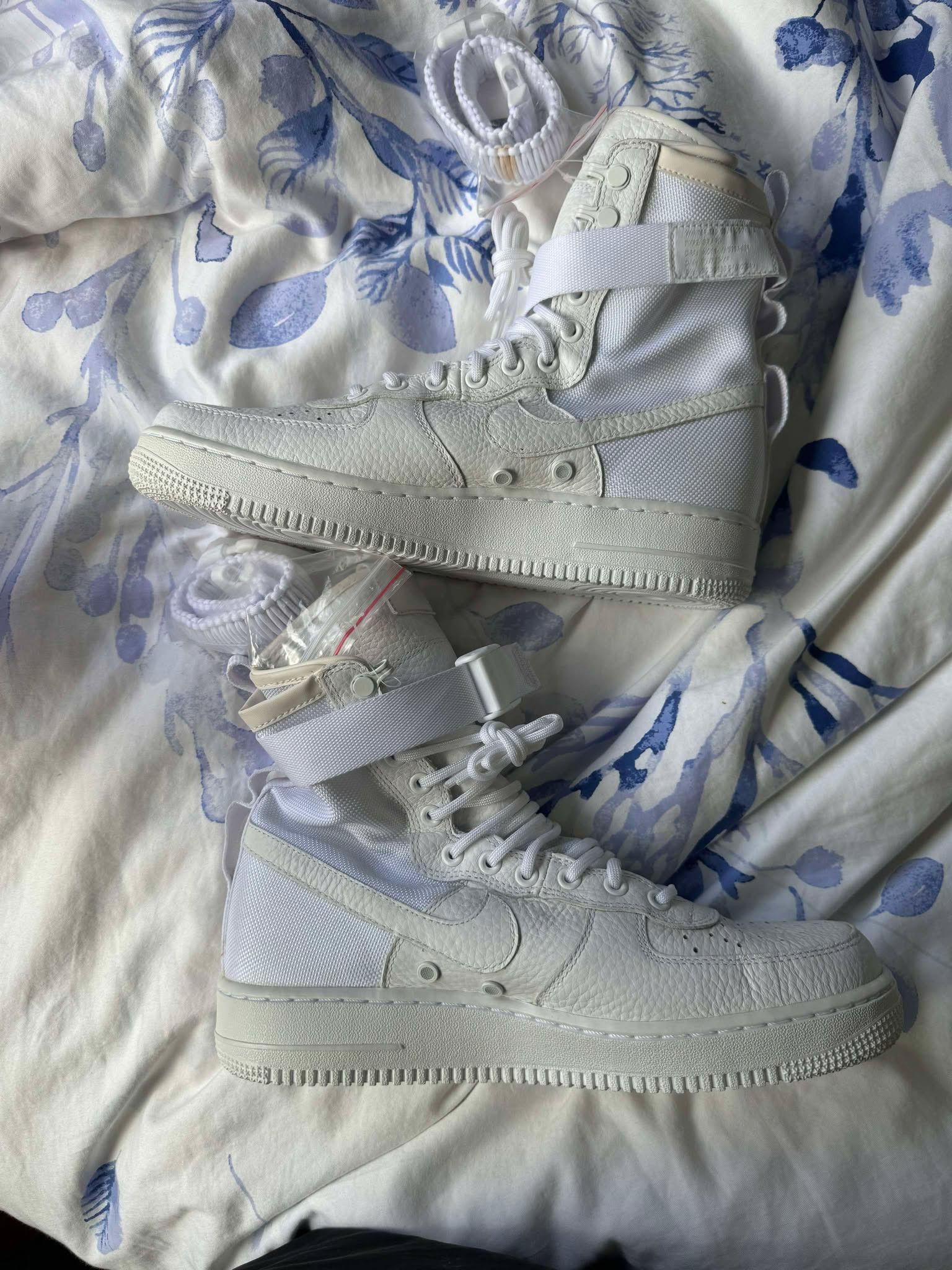 Nike Nike SF Air Force 1 'QS' 903270-100 Size US 8.5 / EU 41-42 - 2 Thumbnail