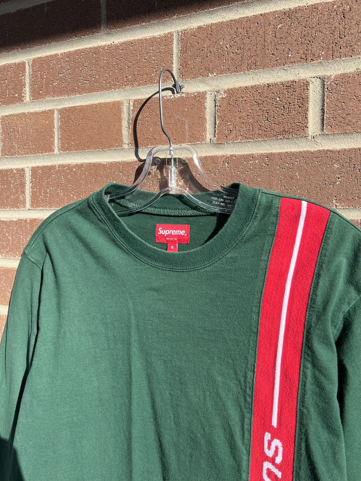 Supreme Supreme FW18 Vertical Logo Stripe Longsleeve Size US S / EU 44-46 / 1 - 3 Thumbnail