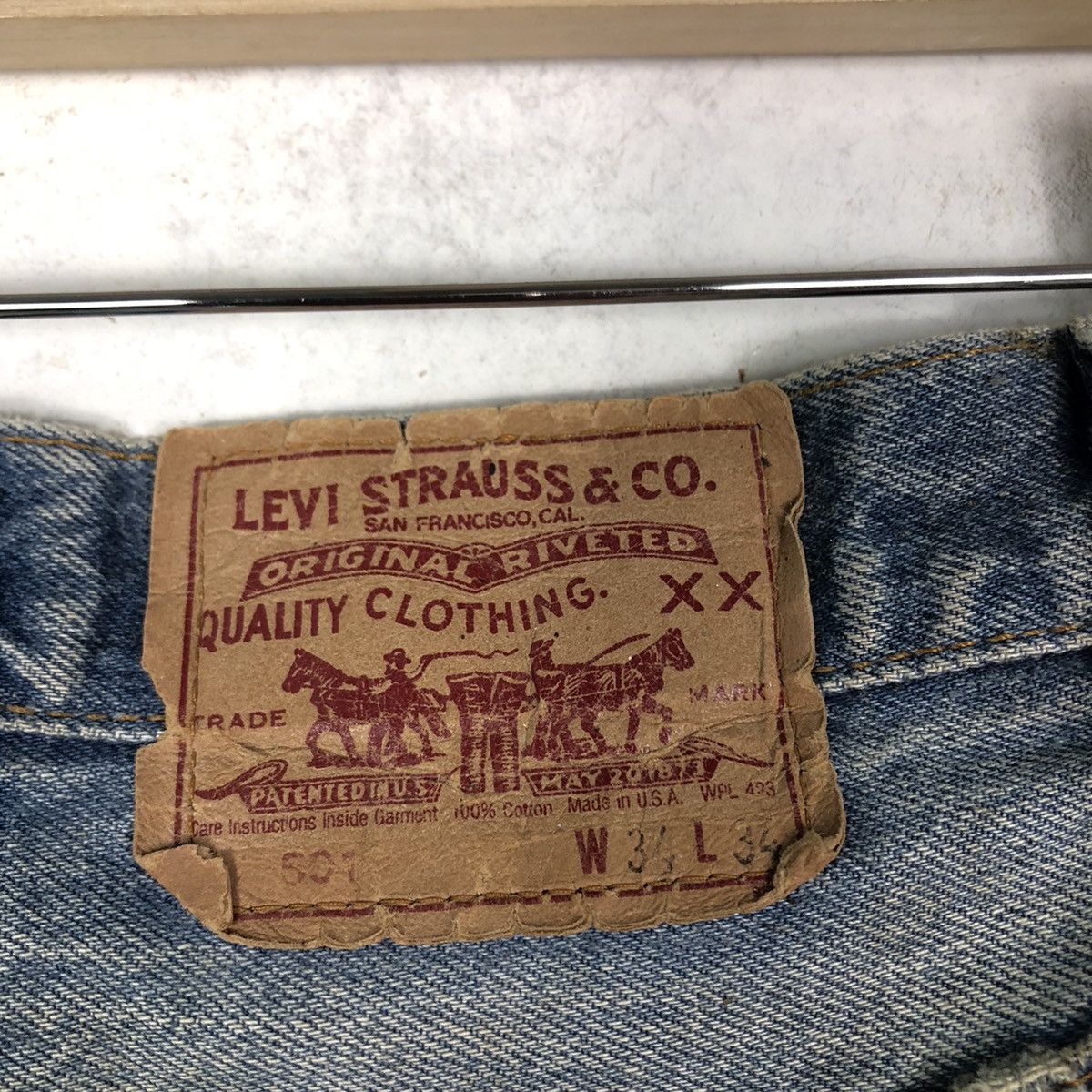 Levi's 🔥Vintage Distressed Rusty Design Punk Style Levi’s USA Size US 32 / EU 48 - 18 Thumbnail