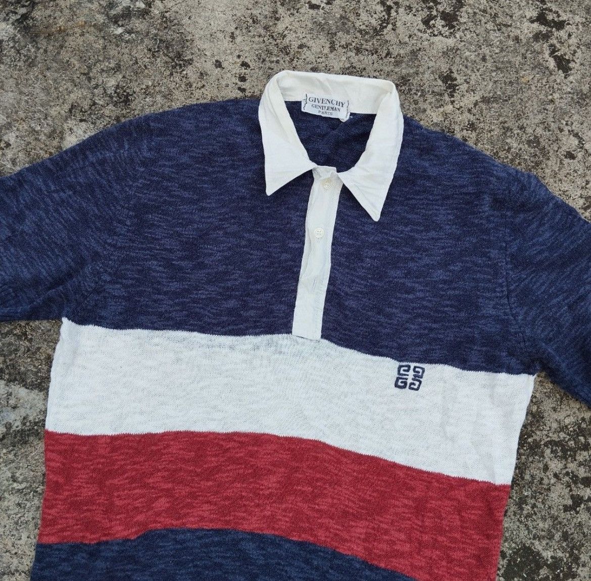 Givenchy Vintage Givenchy Small Logo Polo Shirt Size US L / EU 52-54 / 3 - 2 Thumbnail