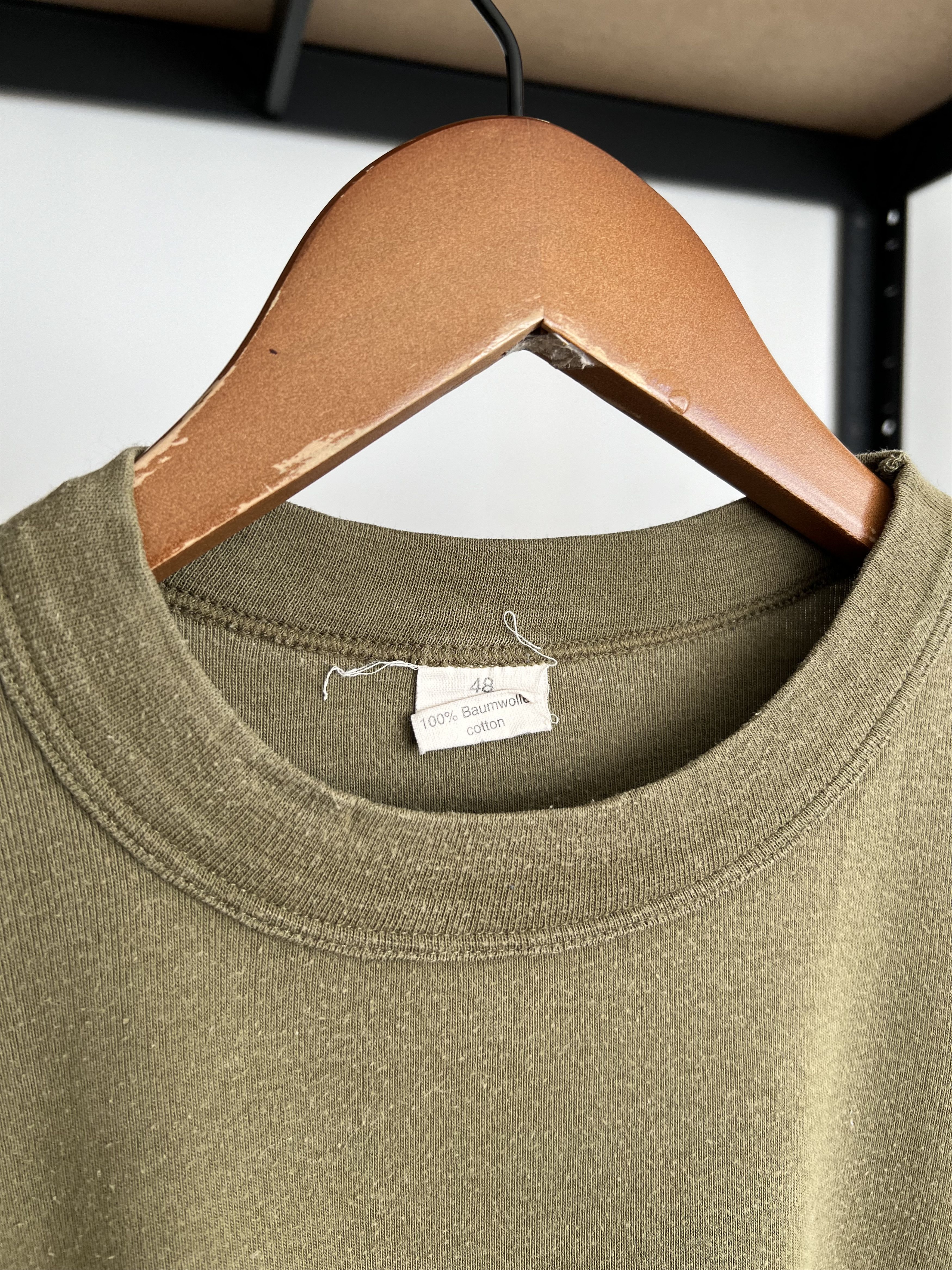 Vintage Vintage Swiss Army Switzerland Suisse Single Stitch T-shirt Size US M / EU 48-50 / 2 - 10 Thumbnail