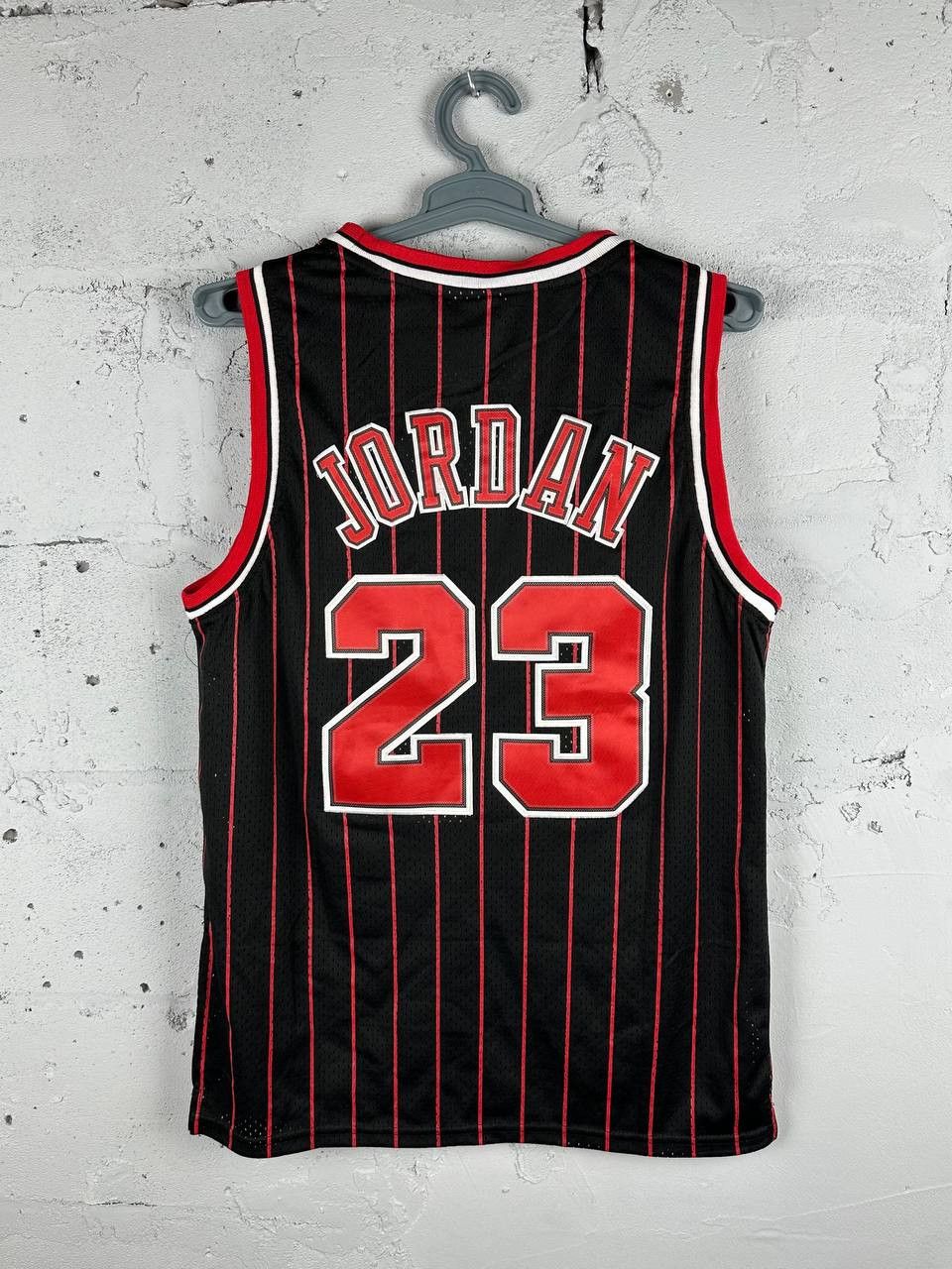 Mitchell & Ness × NBA Authentic Micheal Jordan Jersey Bulls 95-96 Mitchell&ness Size US M / EU 48-50 / 2 - 9 Thumbnail