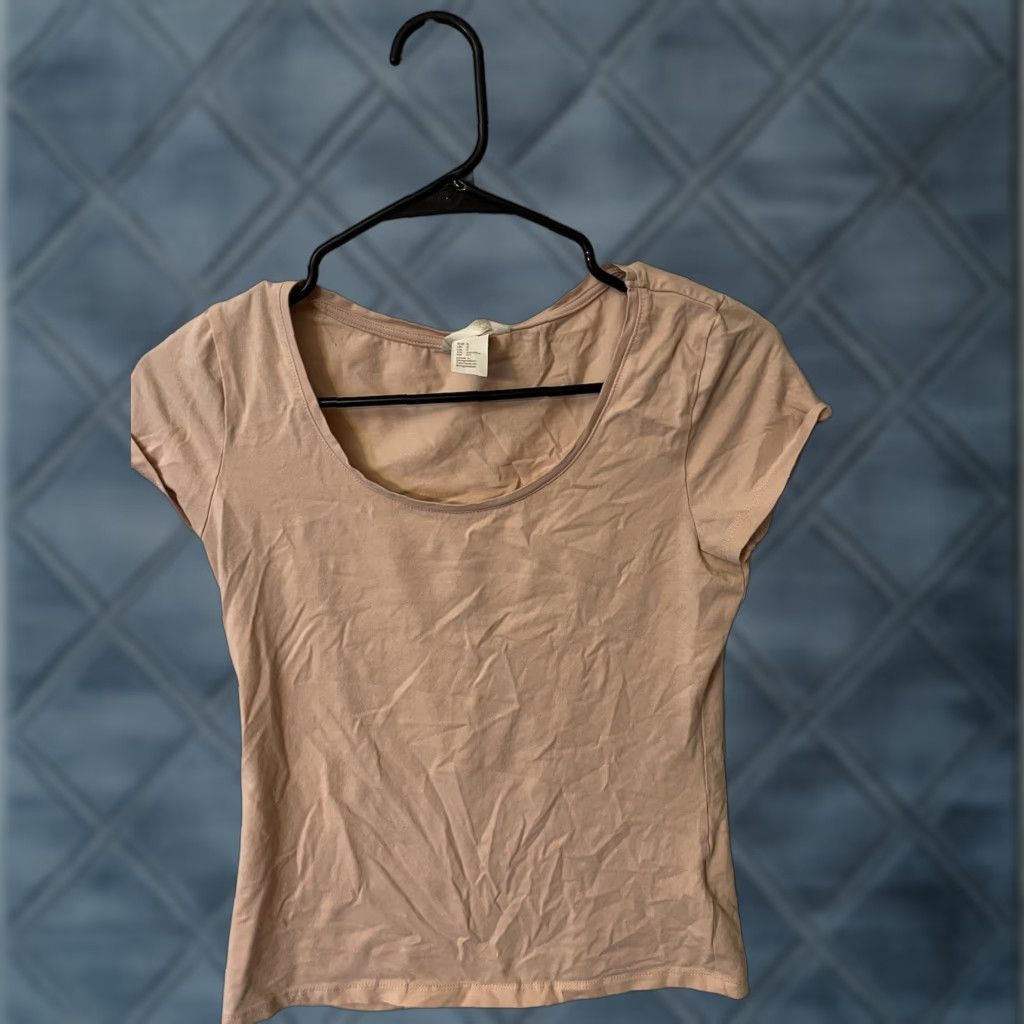 H&M H&M Shirt Adult Women Small Pink Cotton Blend Short Sleeve Jersey Logo Basic Womens Size S / US 4 / IT 40 - 1 Thumbnail