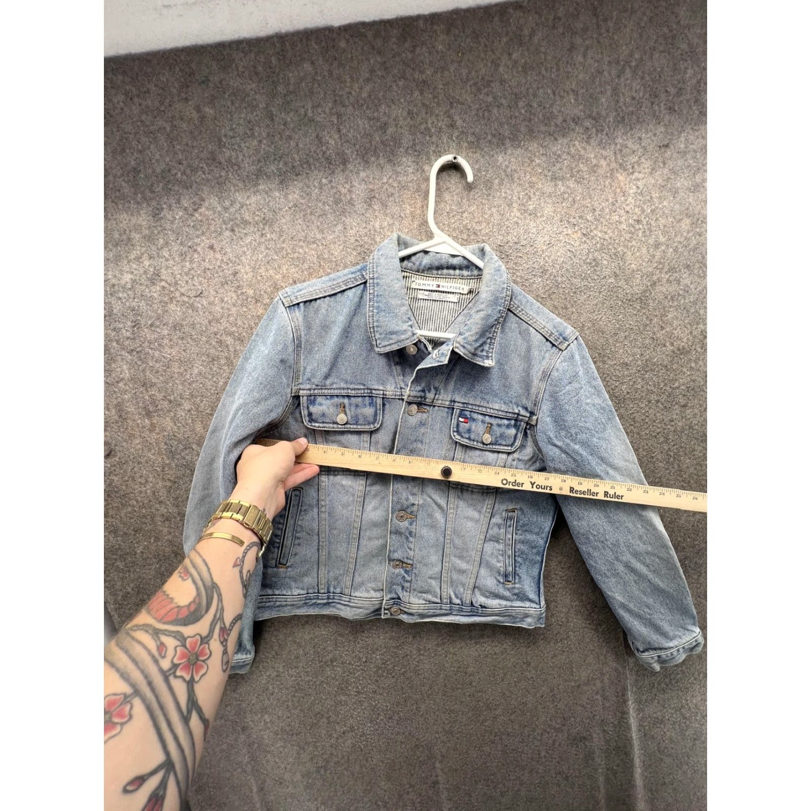 Tommy Hilfiger Tommy Hilfiger Denim Jacket Womens Large Blue Button Front Classic Trucker Size L / US 10 / IT 46 - 4 Thumbnail