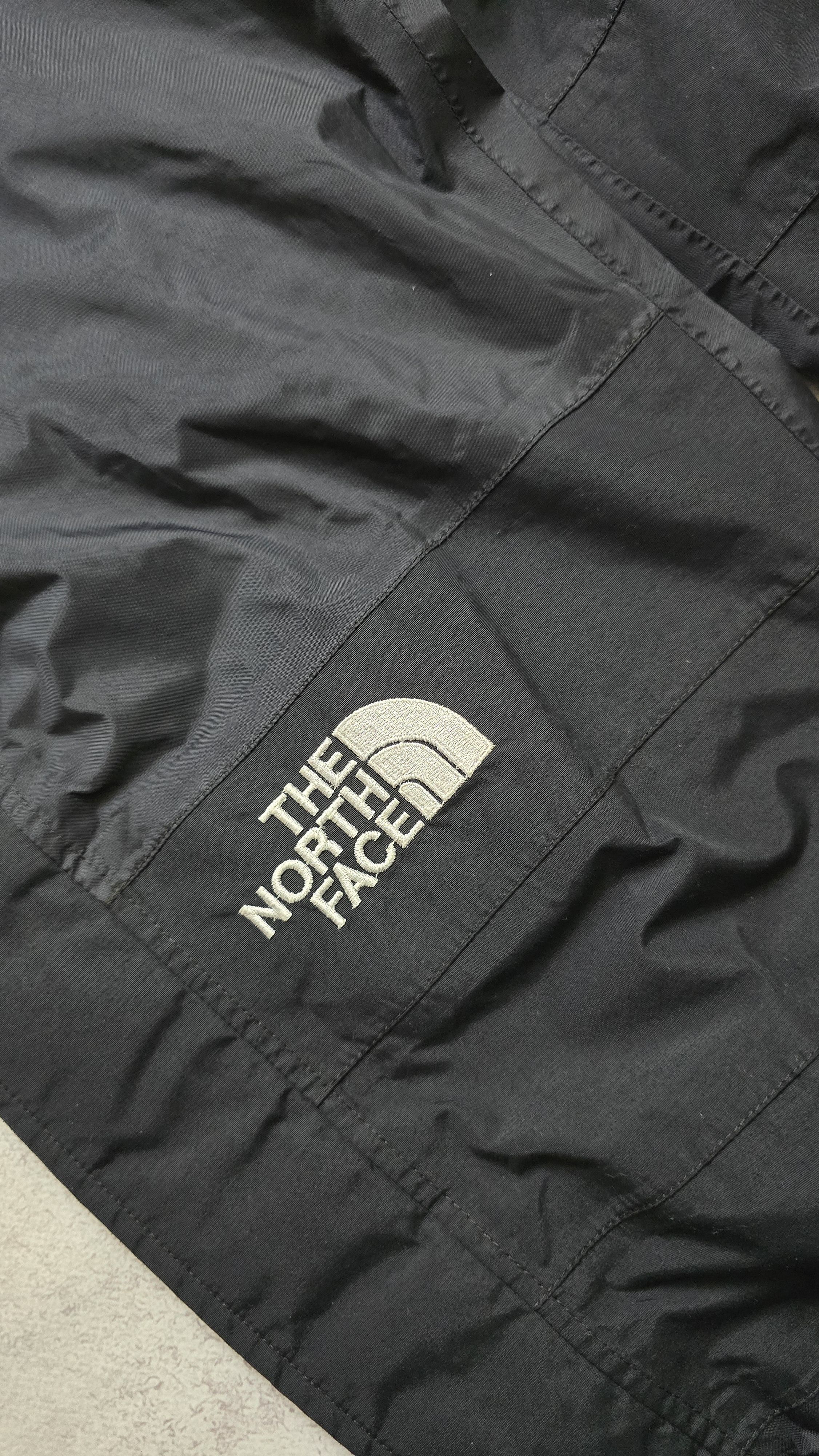 The North Face Gore-Tex Mountain Light Pants Men’s S Full Zip Ski Shell Size US 30 / EU 46 - 16 Thumbnail