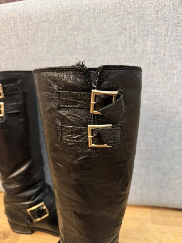 Jimmy Choo Jimmy Choo London Yule Grained Fur Leather Biker Boots 39 Size US 9 / IT 39 - 9 Thumbnail