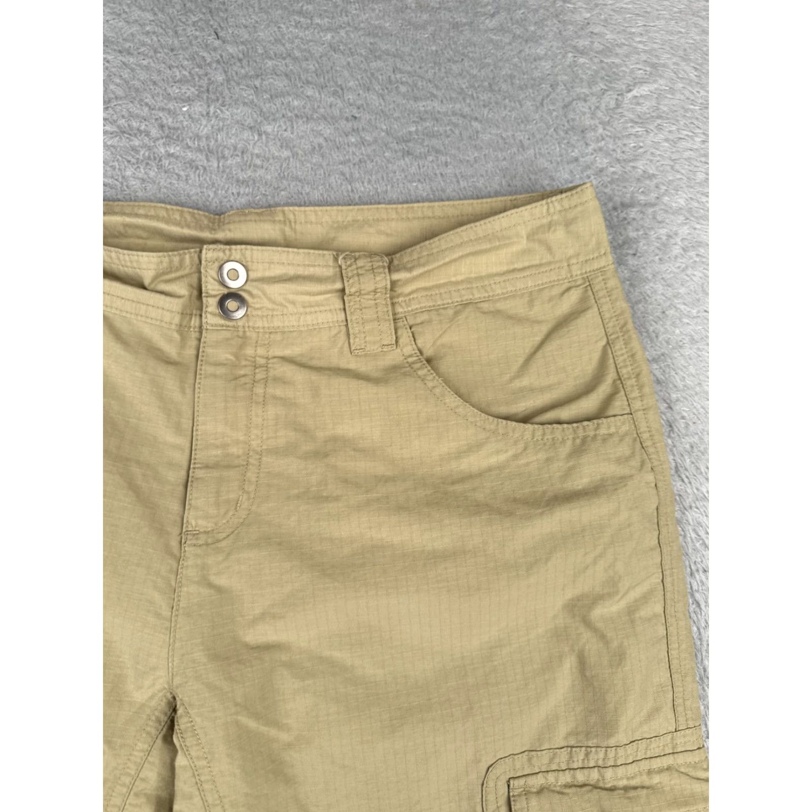 Vintage VINTAGE Columbia Cargo Shorts Women 12 Beige Activewear Casual Hiking Cotton Nylon Stretch 90s Girls Size 34" / US 12 / IT 48 - 5 Thumbnail