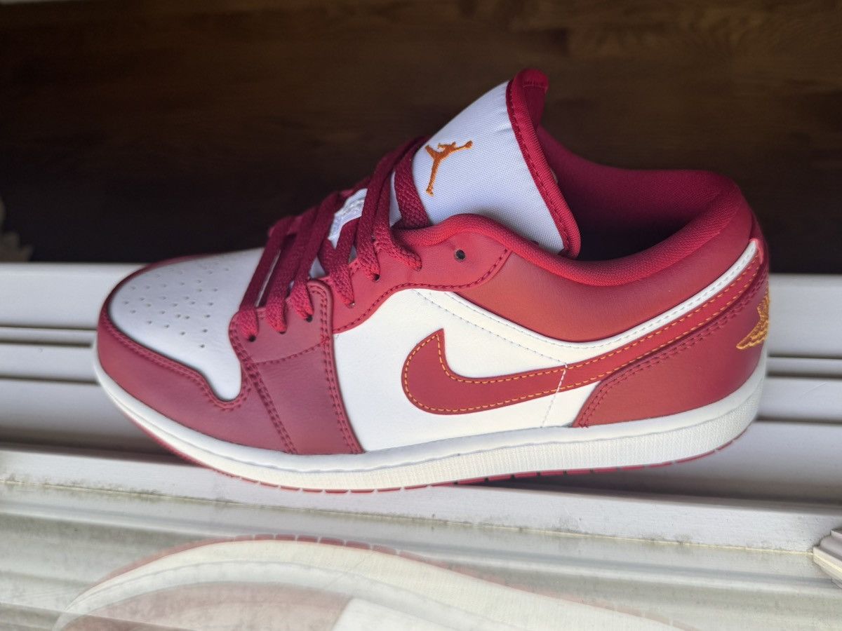 Jordan Brand 9 Jordan 1 Low Cardinal Red White Nike Air Retro Size US 9 / EU 42 - 7 Thumbnail