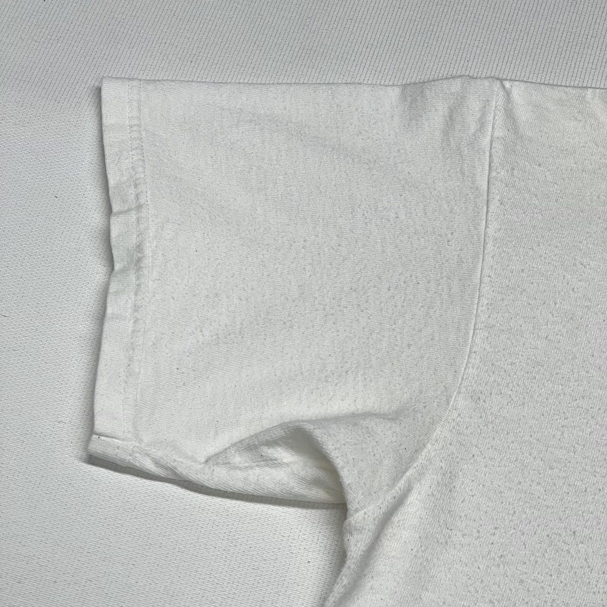 Other I Love Bodies Tee Shirt Art Exhibition Museum Heart Y2K Size US L / EU 52-54 / 3 - 7 Thumbnail