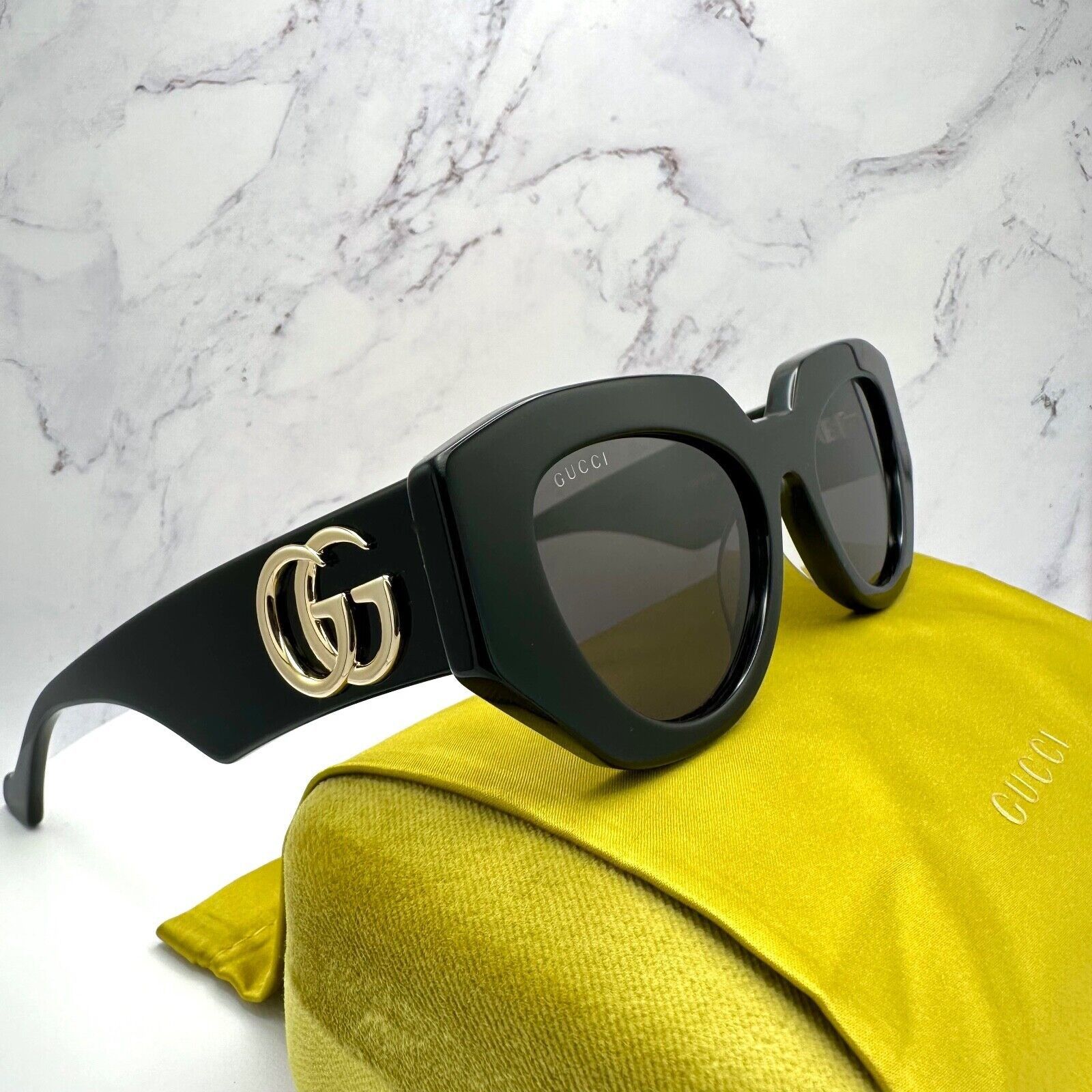Gucci Sunglasses Black Cat Eye Gold Interlocking GG Logo