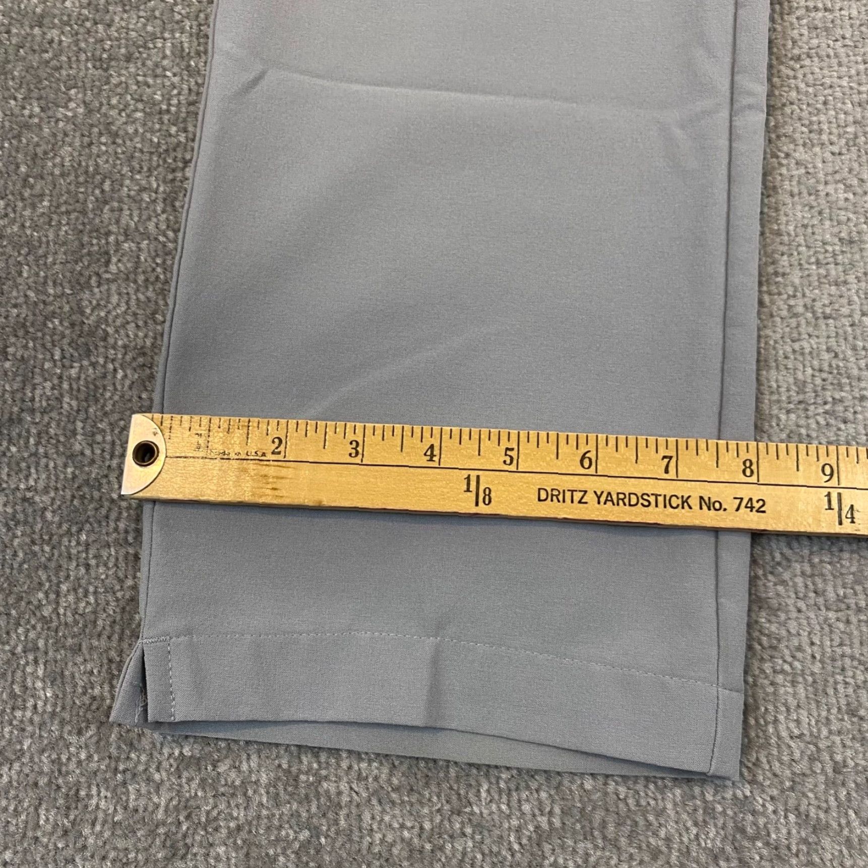 Adidas Adidas Pants Mens 32x32 Straight Leg Gray Performance Golf Logo Waist Pocket Design Adjustable 5-Pocket Khakis 32 Inseam Size Regular Mens Size US 32 / EU 48 - 5 Thumbnail