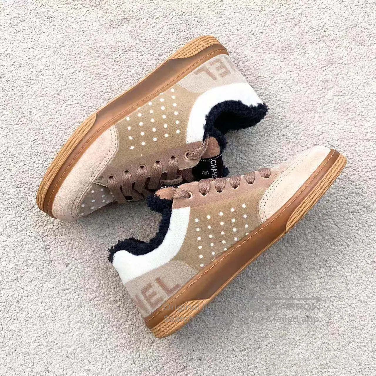 Chanel Chanel Suede color-blocking letter logo casual board shoes Size US 5 / IT 35 - 3 Thumbnail