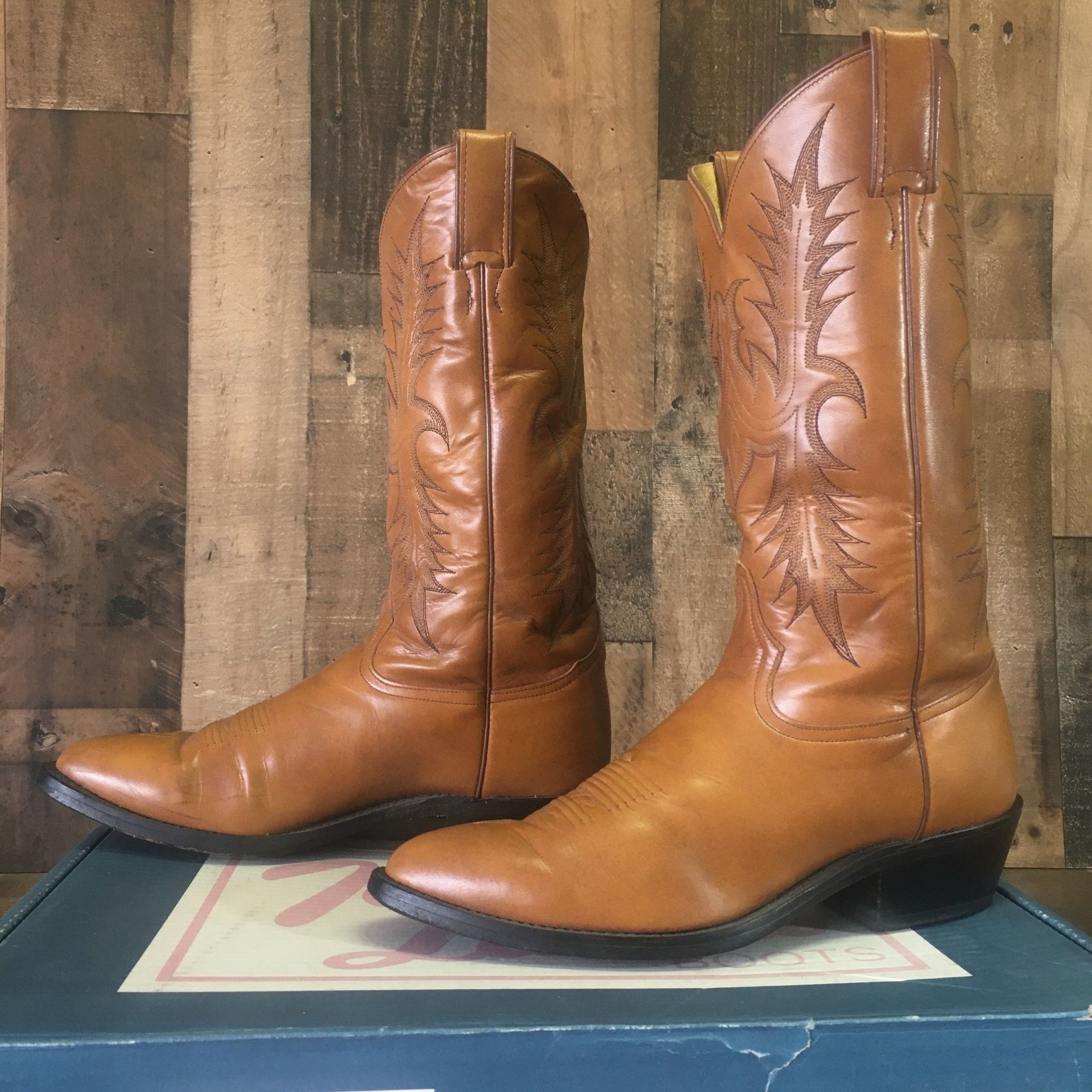 Tony lama hot sale boot outlet