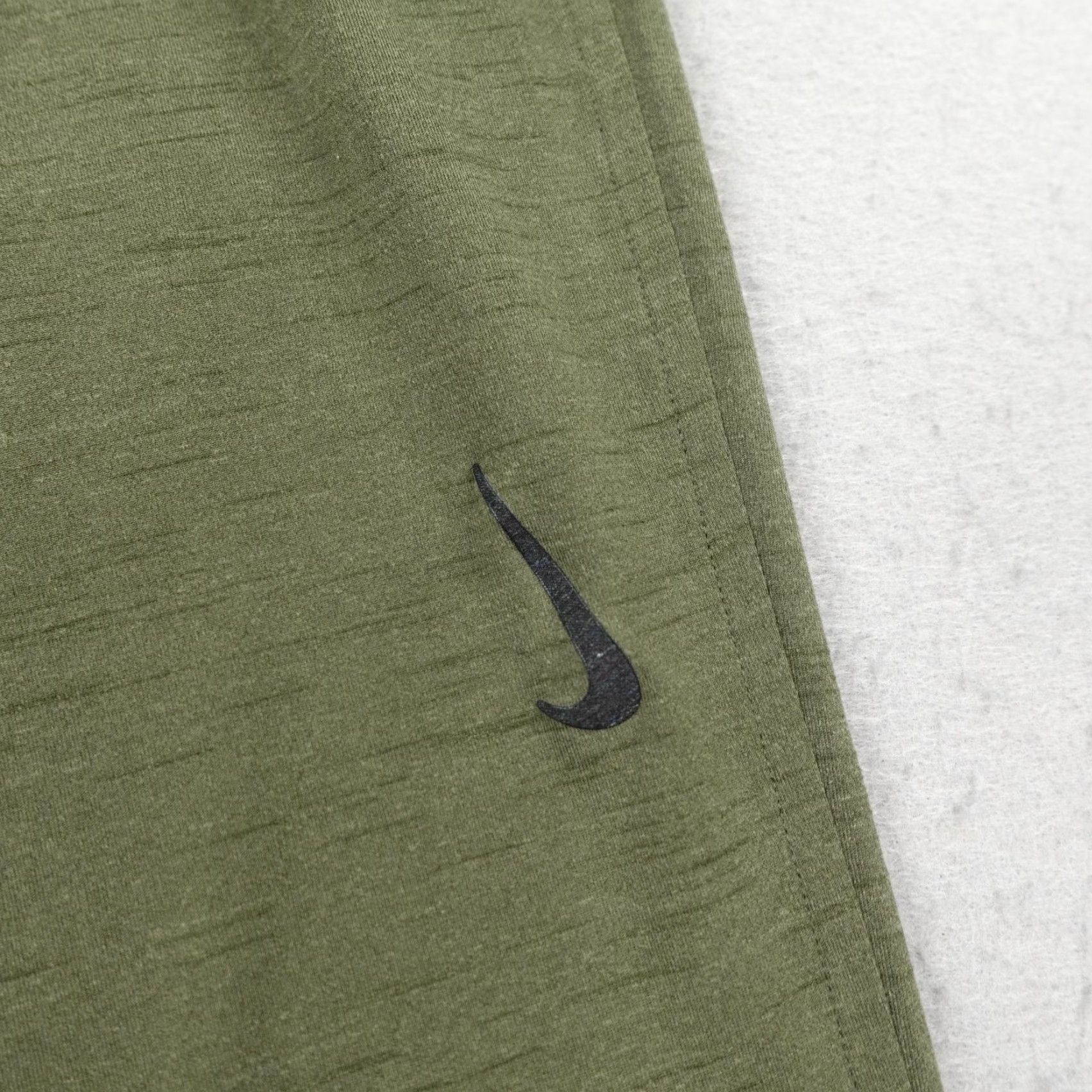 Nike Nike Dri-Fit Pants Joggers Mens Small Green Hyper Yoga Sweatpants Tapered Leg Athletic Gym Activewear Mens Small Green Nike Dri-Fit Joggers Size US 29 - 4 Thumbnail