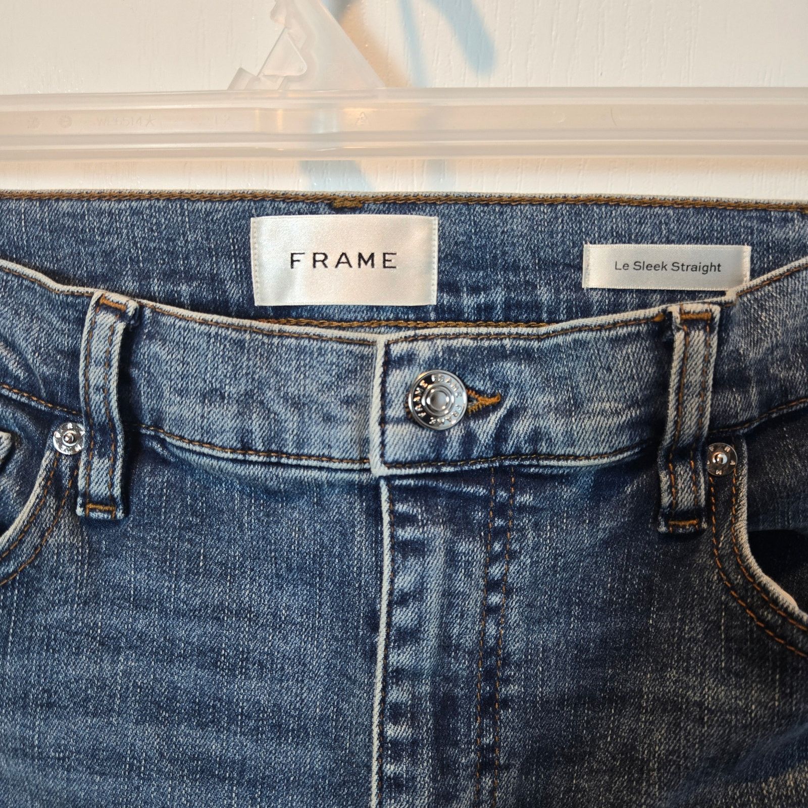 Frame Frame Le Sleek Straight jeans sz 27 high rise Size 27" / US 4 / IT 40 - 3 Thumbnail