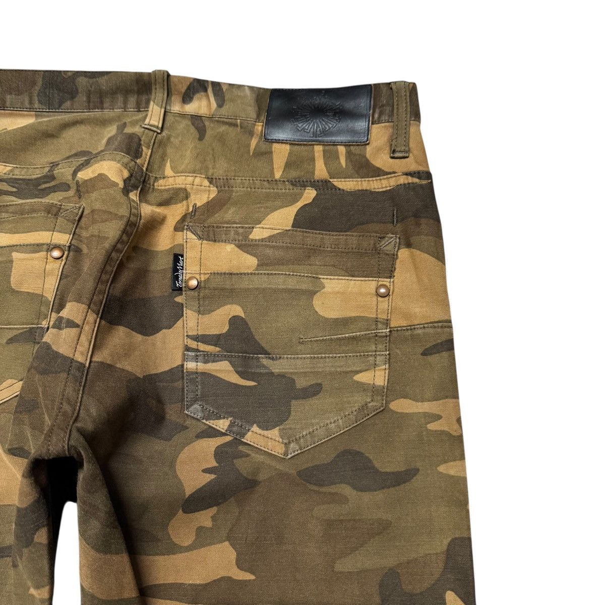 Tornado Mart Tornado Mart Military Camo Skinny Jeans Size US 30 / EU 46 - 11 Thumbnail