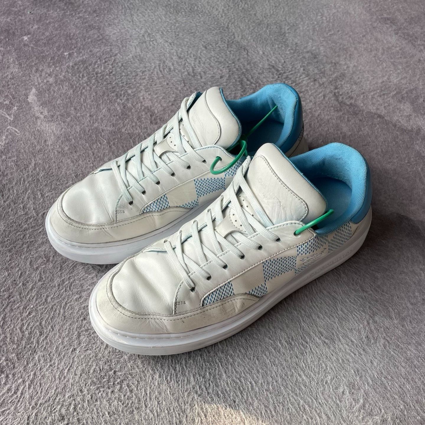 Louis Vuitton Louis Vuitton Blue Lowtop Sneakers 41 Men Size US 8.5 / EU 41-42 - 1 Thumbnail