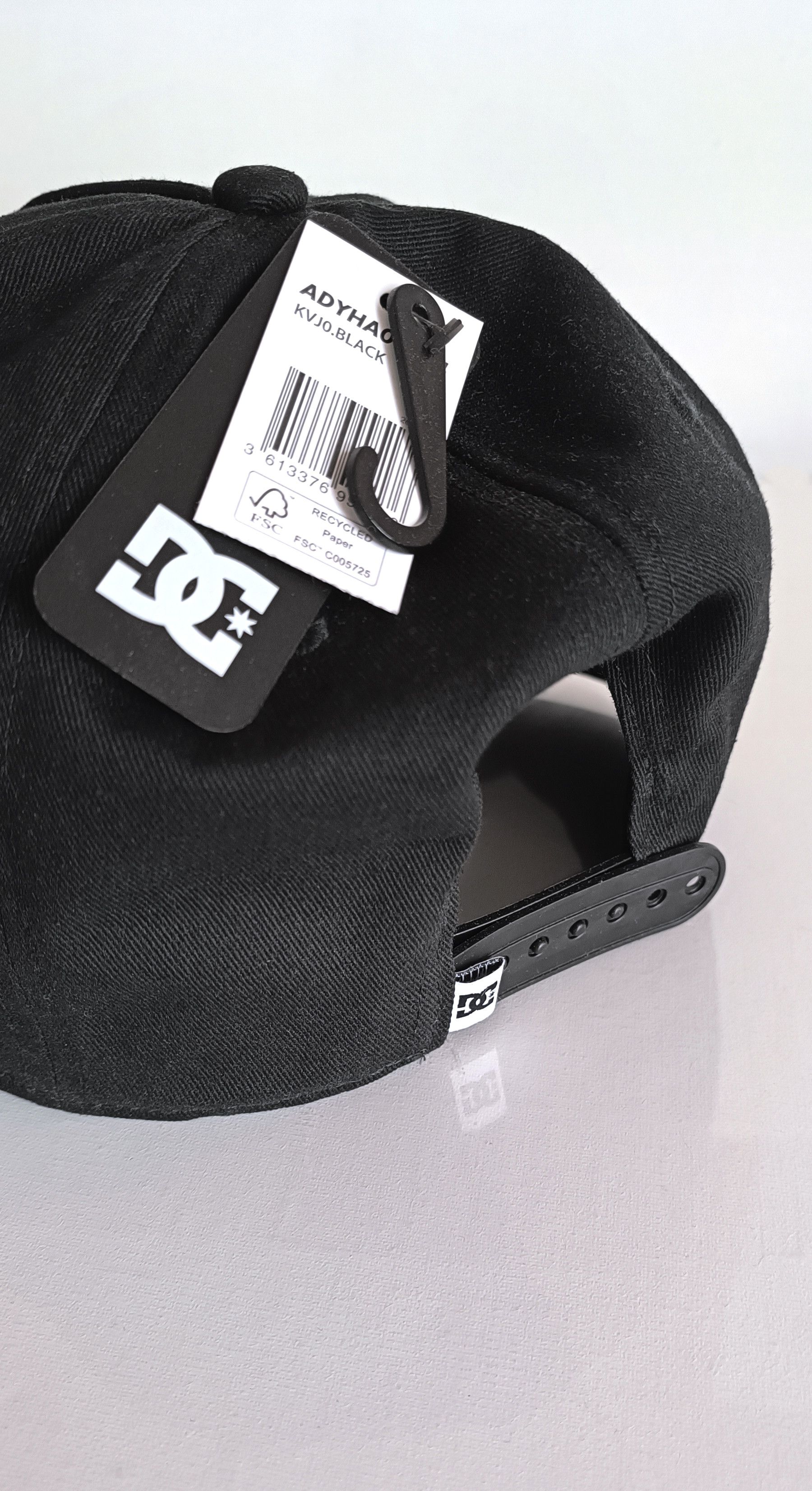DC DC Shoes — Manual Hi Txse 'Dark Grey' w. DC Cap Size US 12 / EU 45 - 9 Thumbnail
