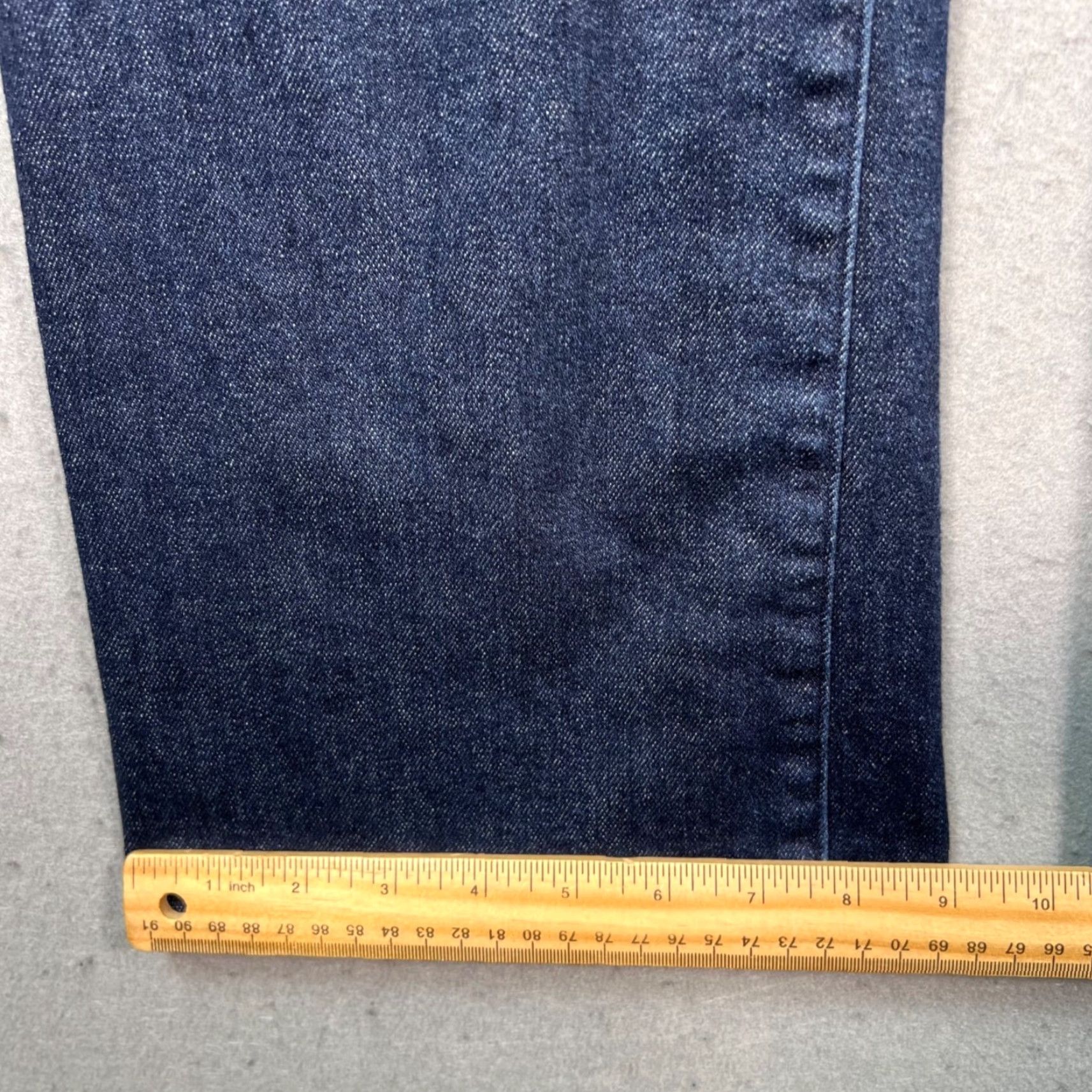 Uniqlo Uniqlo Womens Jeans Denim Dark Blue Stretch Straight Leg 27 27in Inseam Size 27 Regular Mid Rise Blue Women Jeans Straight N/A Size 28" / US 6 / IT 42 - 7 Thumbnail