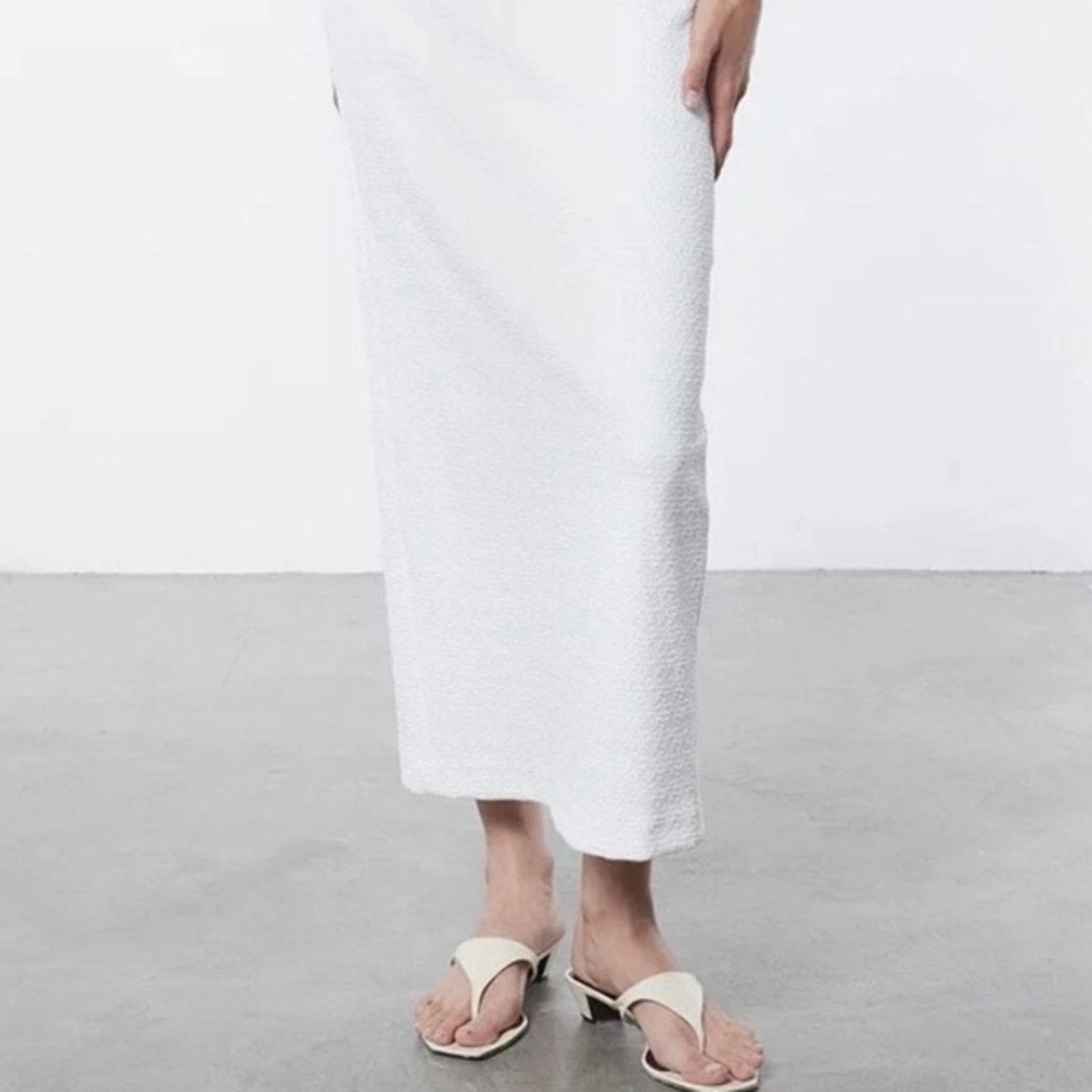 Enza Costa NEW Enza Costa $200 textured midi skirt Size small Size 27" / US 4 / IT 40 - 2 Thumbnail