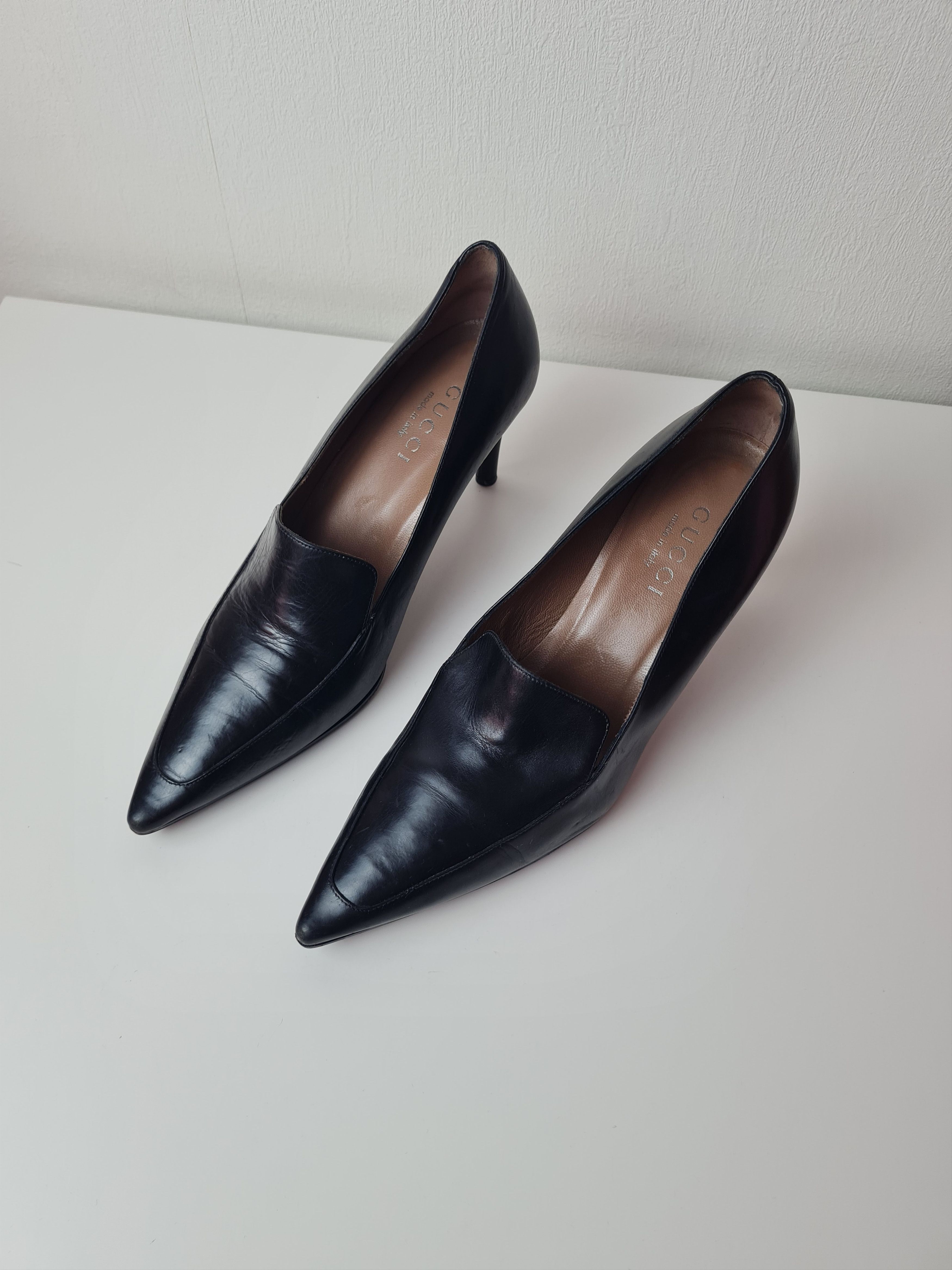 Gucci Vintage shoes Gucci almond toe heels black Luxury Sz 38 Size US 8 / IT 38 - 2 Thumbnail