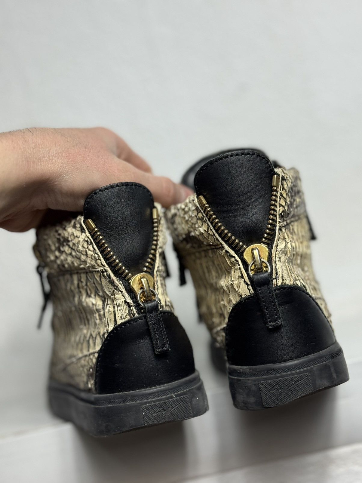 Giuseppe Zanotti Guiseppe Zanotti High Top Sneakers Size 36 Size US 6 / IT 36 - 9 Thumbnail