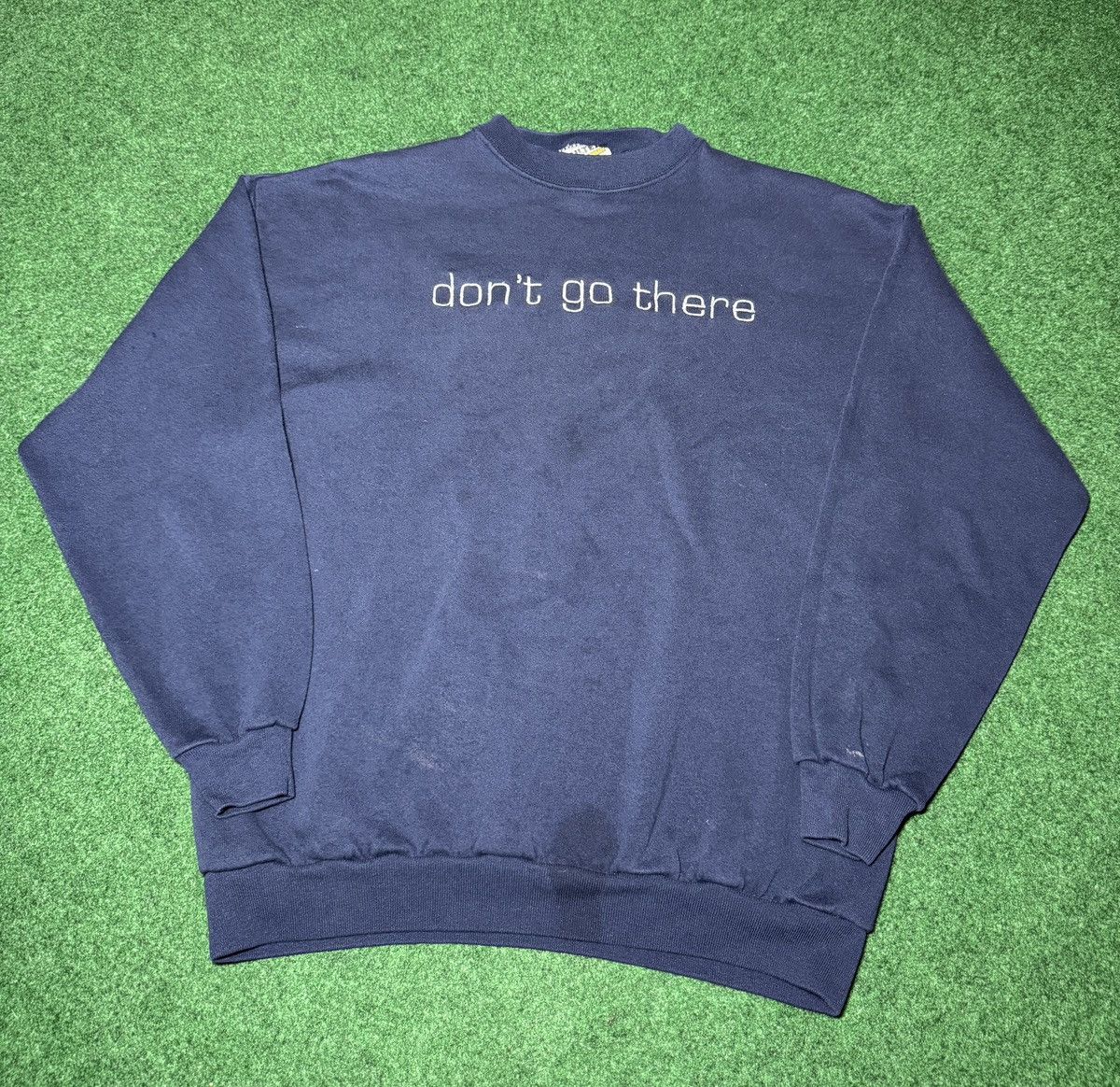 Tultex × Vintage Vintage 90s Don’t Go There Navy Blue Crewneck Sweatshirt Size L / US 10 / IT 46 - 1 Thumbnail