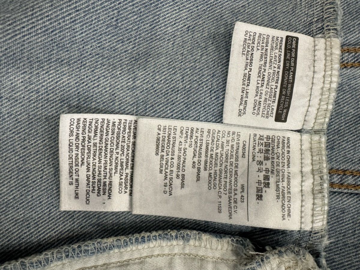 Levi's Distressed Levi’s Denim Jacket Size US L / EU 52-54 / 3 - 8 Thumbnail