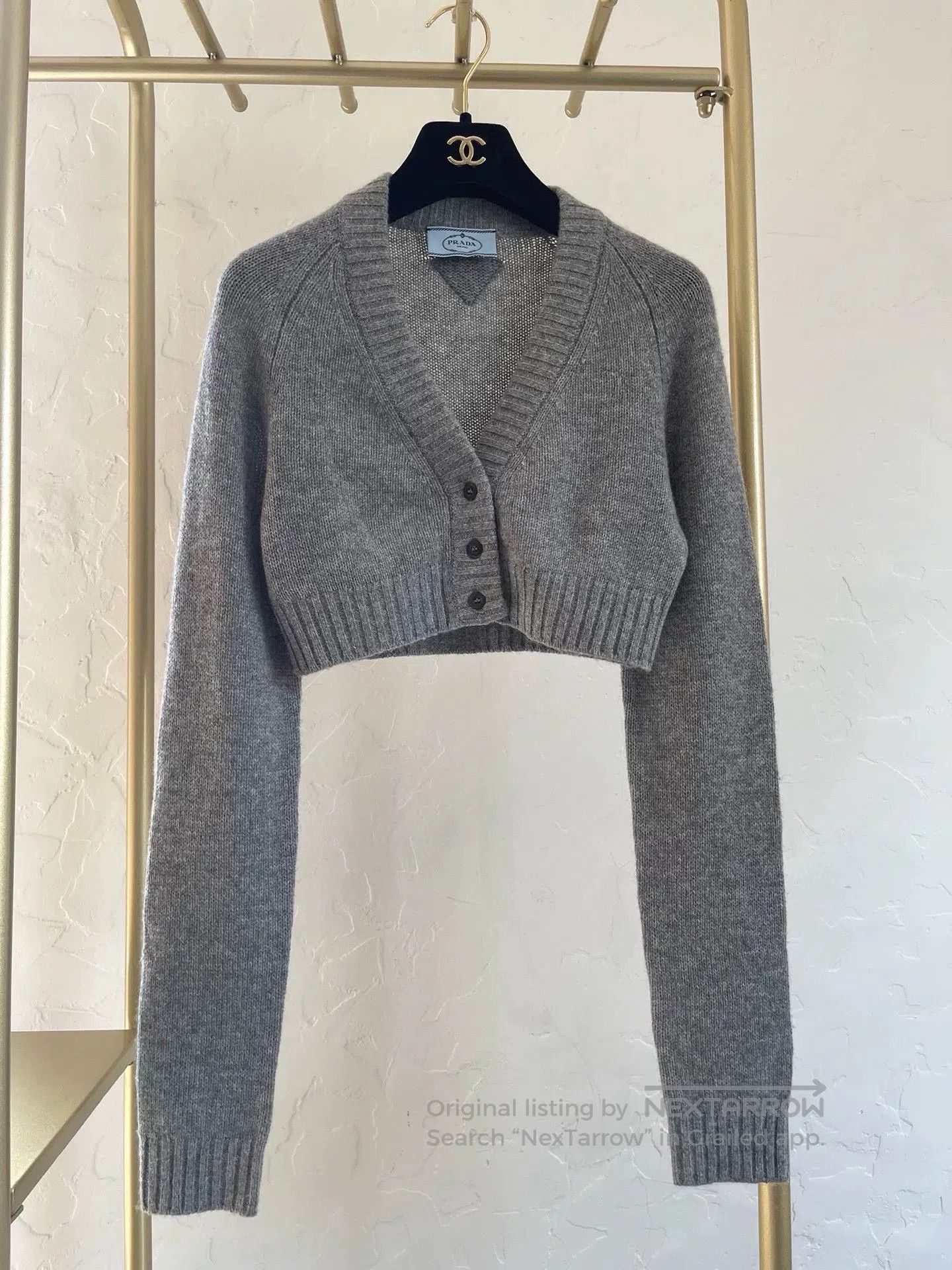 Prada Prada Classic Gray Short Cardigan 38. Size US S / EU 44-46 / 1 - 1 Thumbnail