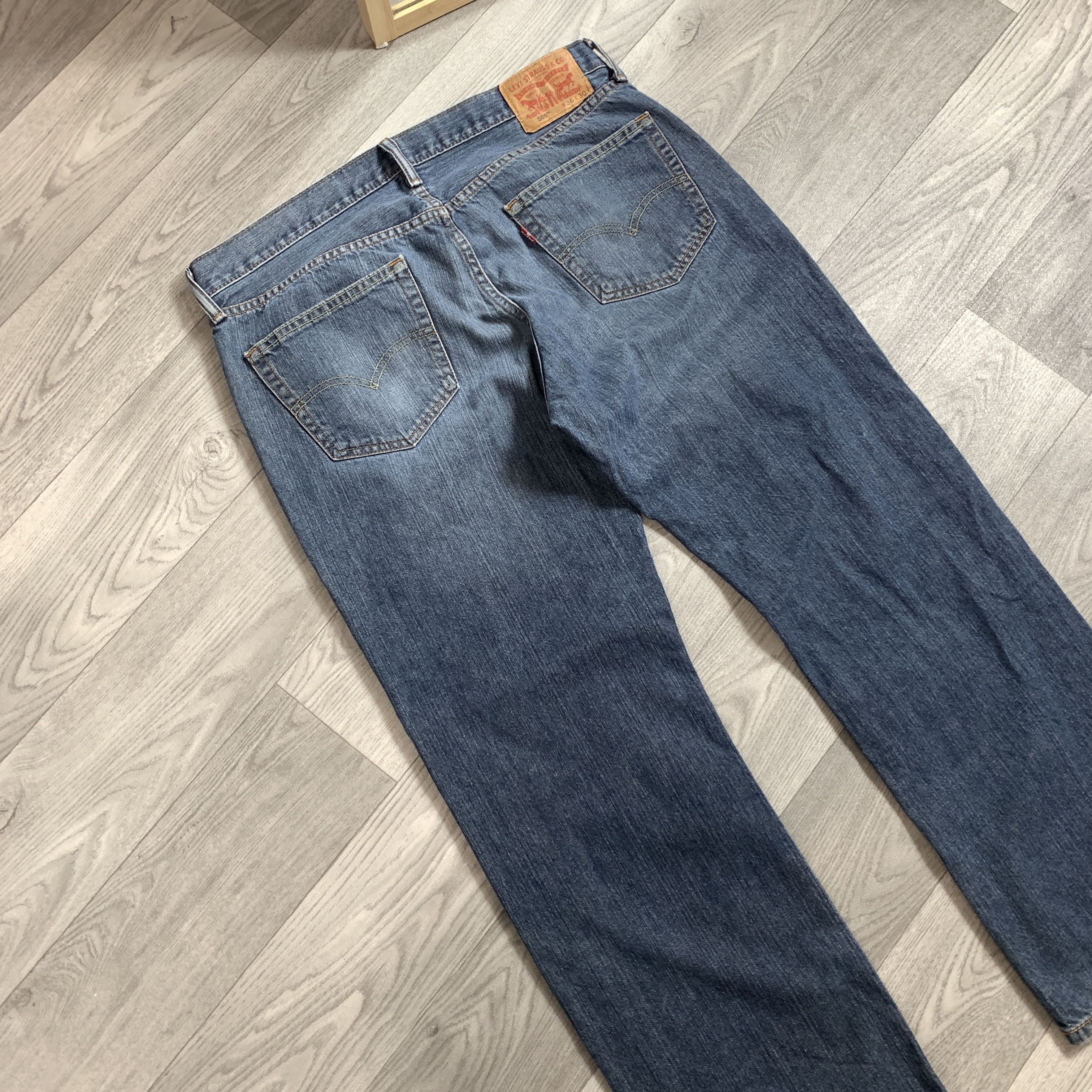 Levi's Vintage Levi's 559 Blue Y2K Relaxed Fit Jeans Pants 36x30 XL Size US 36 / EU 52 - 5 Thumbnail
